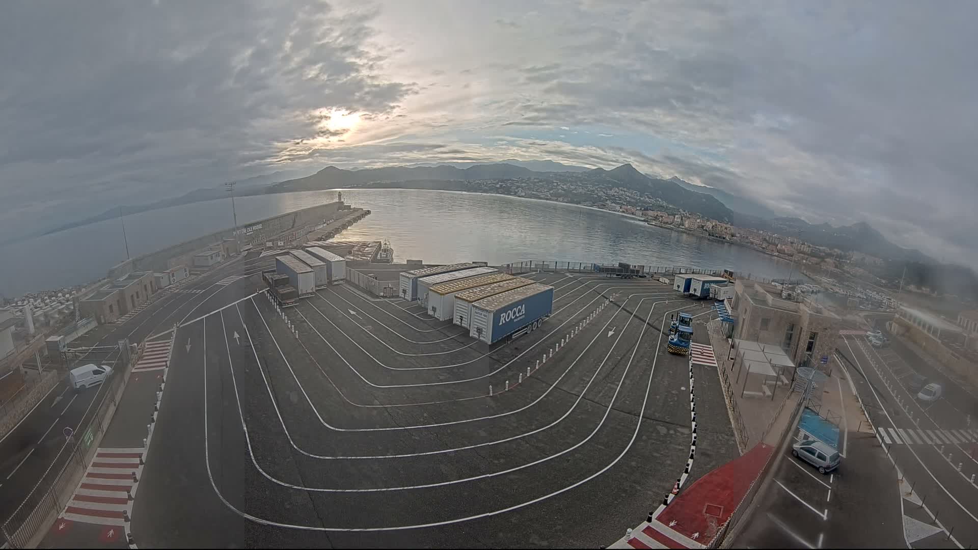 Port de l'Ile Rousse Port Live Cam - Calvi, Haute-Corse, Corse, France