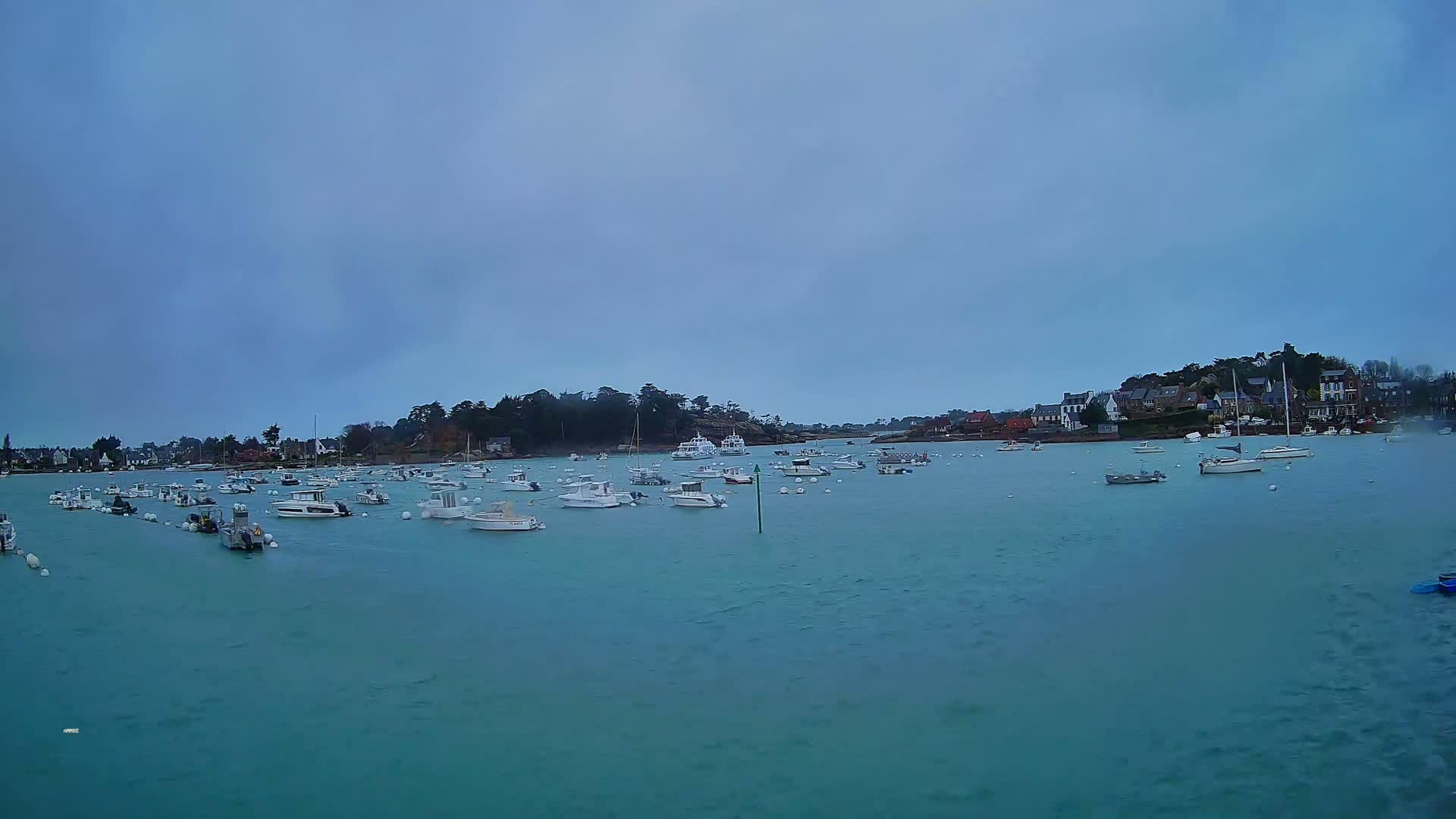 Port de Ploumanac'h Saint Perros-Guirec City View  Live Cam - Lannion, Cotes-d'Armor, Bretagne, France