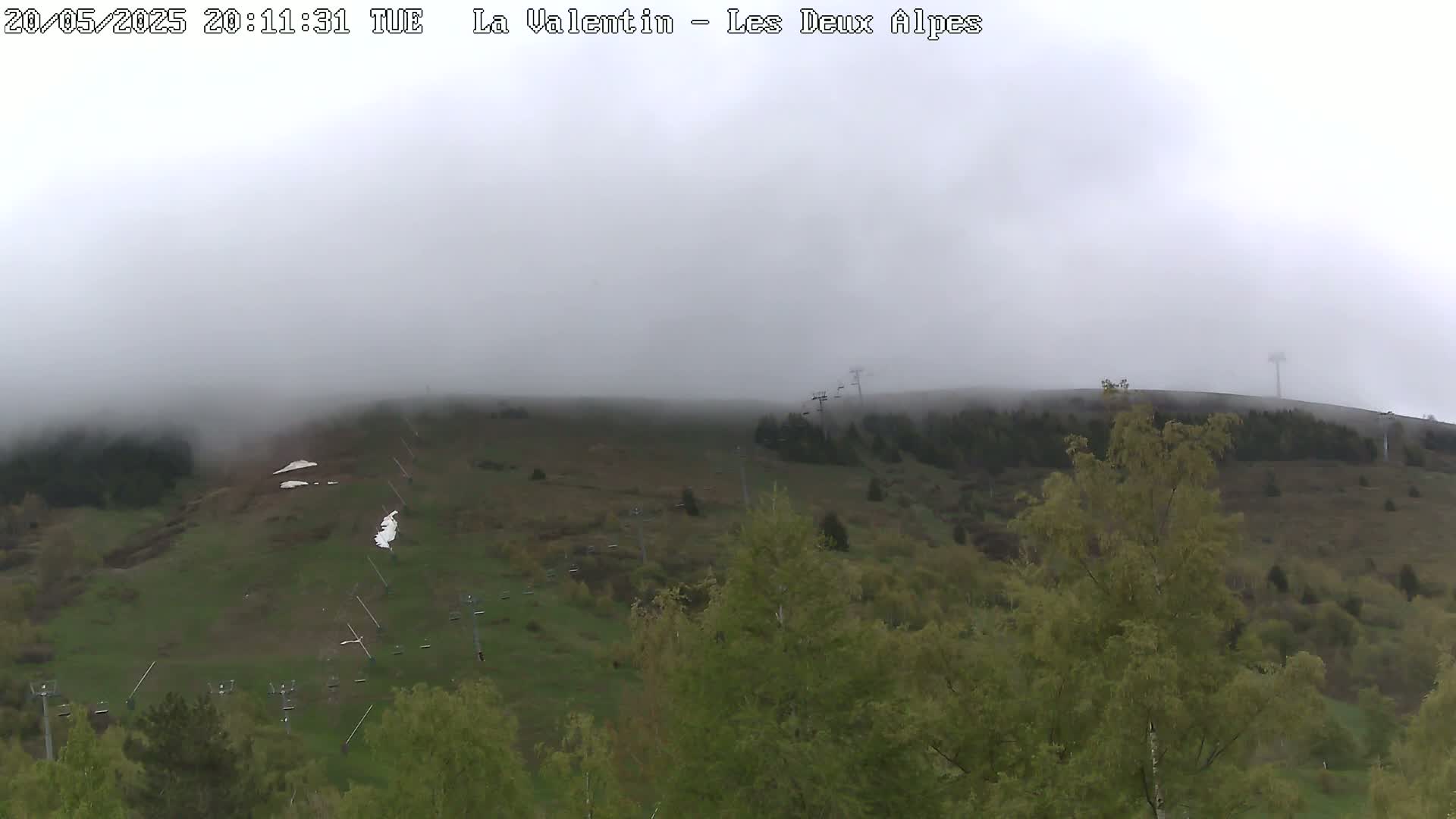 French Alps, Les deux Alpes Ski Slopes Live Cam - Grenoble, Isere, Auvergne-Rhone-Alpes, France