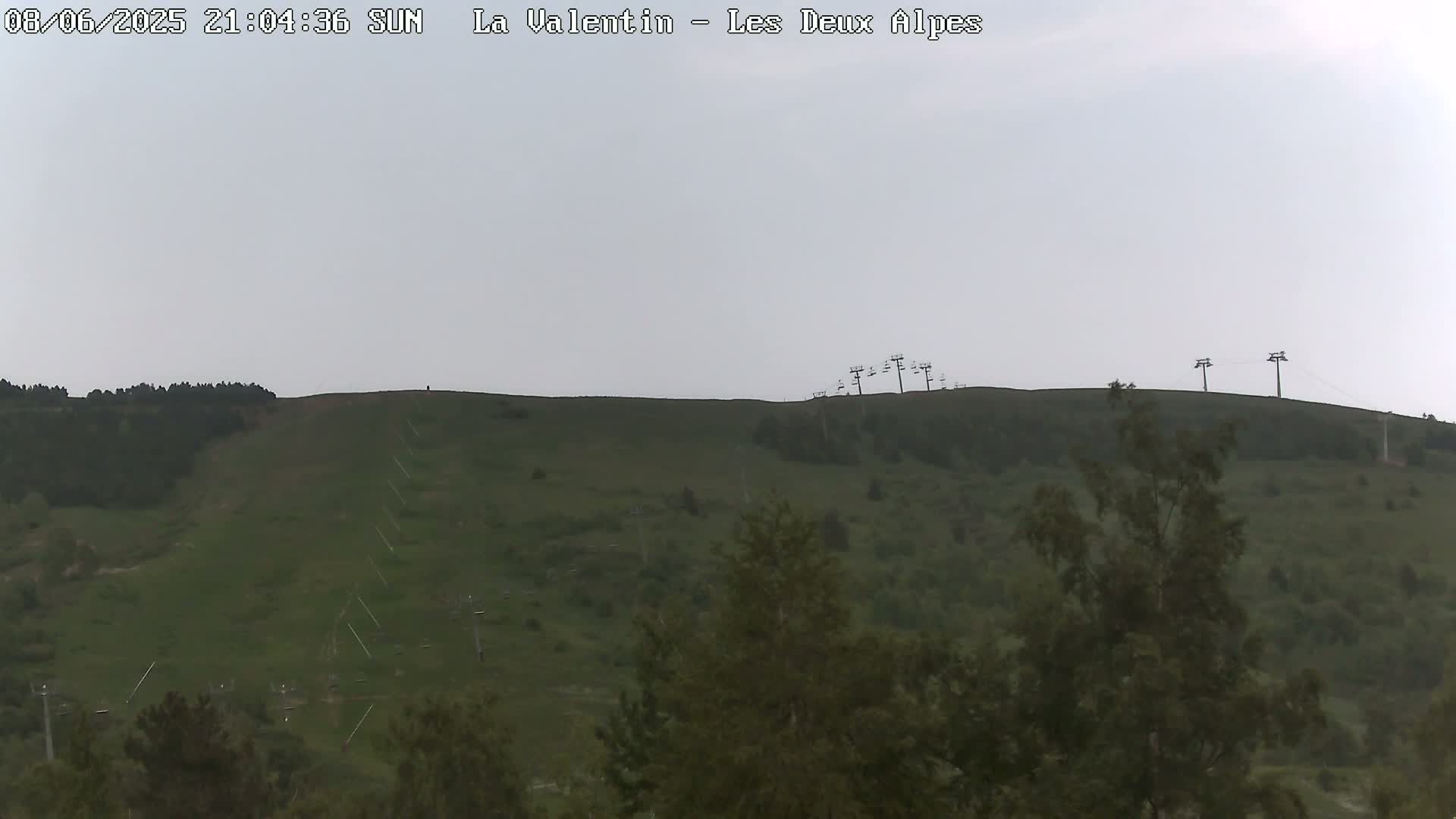 French Alps, Les deux Alpes Ski Slopes Live Cam - Grenoble, Isere, Auvergne-Rhone-Alpes, France
