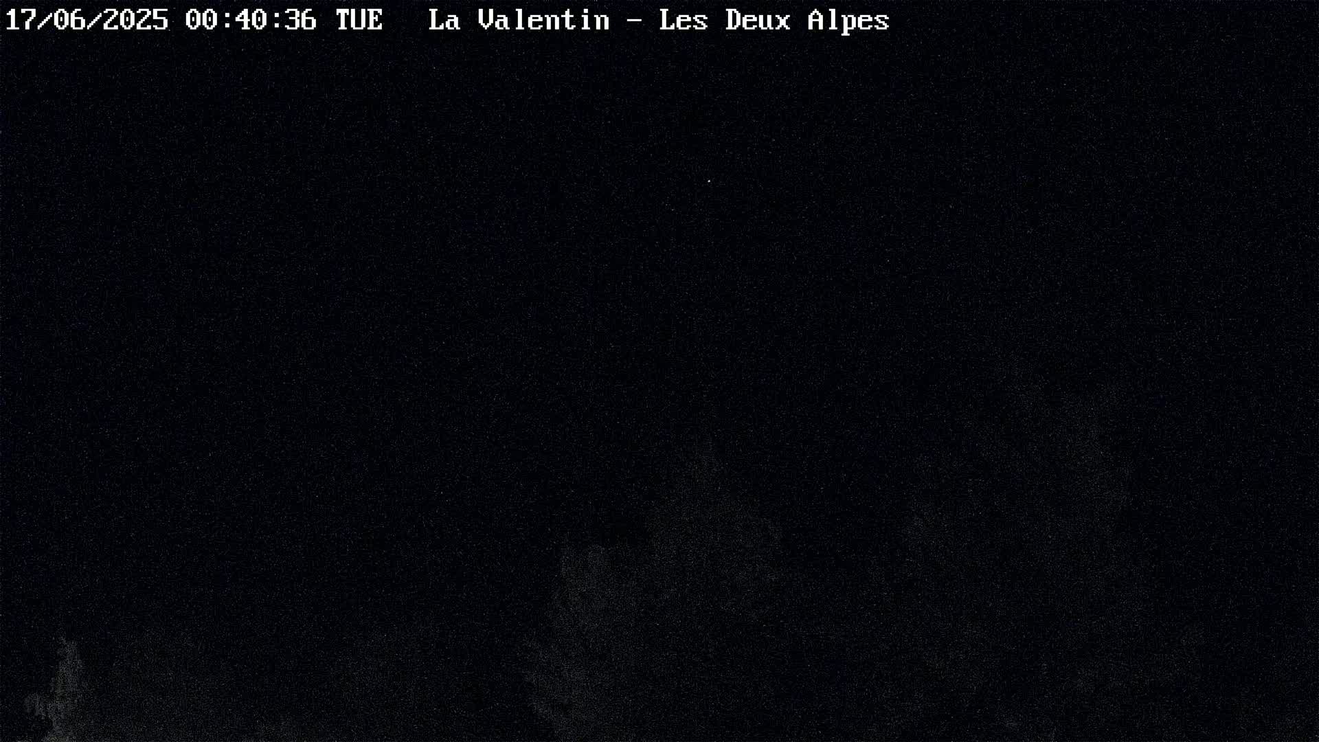 French Alps, Les deux Alpes Ski Slopes Live Cam - Grenoble, Isere, Auvergne-Rhone-Alpes, France