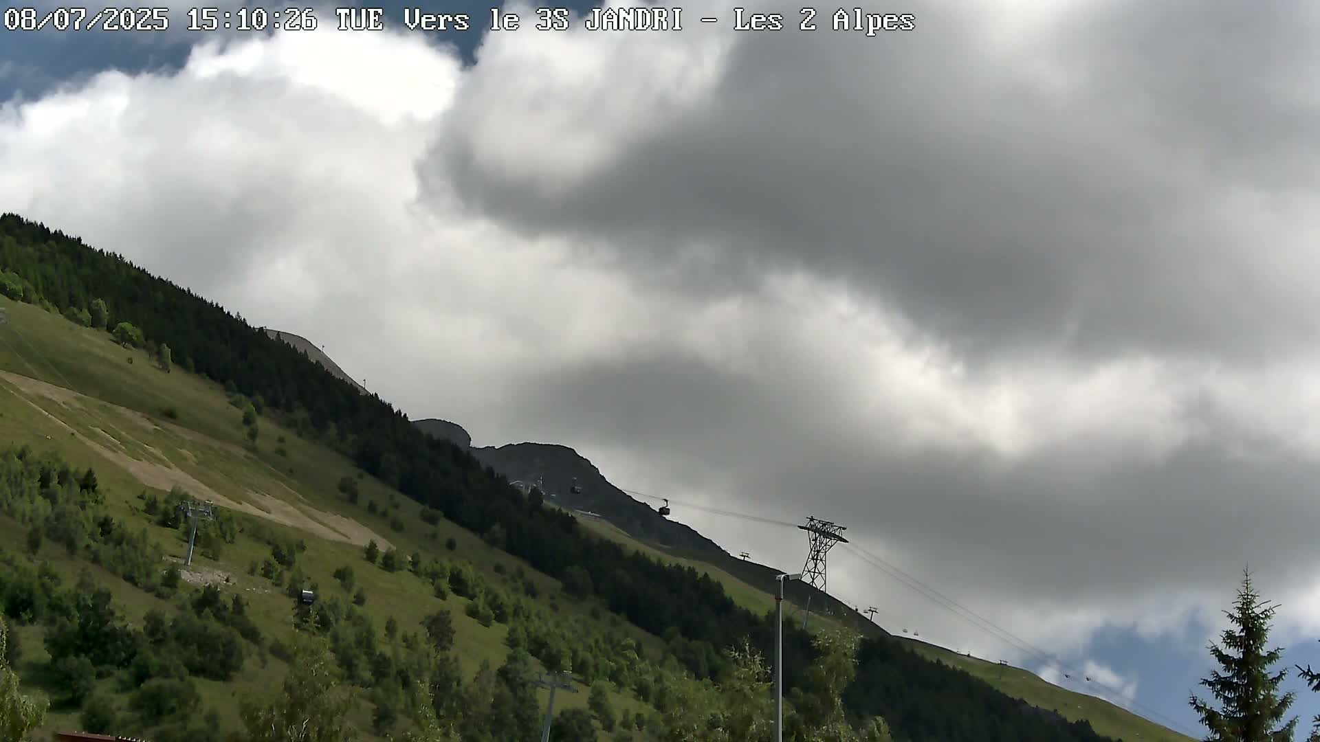 French Alps, Les deux Alpes Ski Slopes Live Cam - Grenoble, Isere, Auvergne-Rhone-Alpes, France