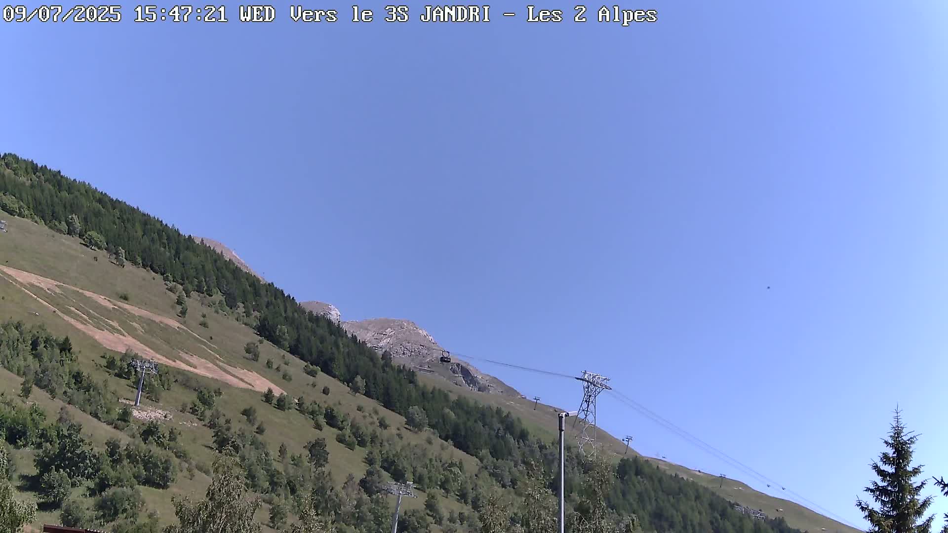 French Alps, Les deux Alpes Ski Slopes Live Cam - Grenoble, Isere, Auvergne-Rhone-Alpes, France