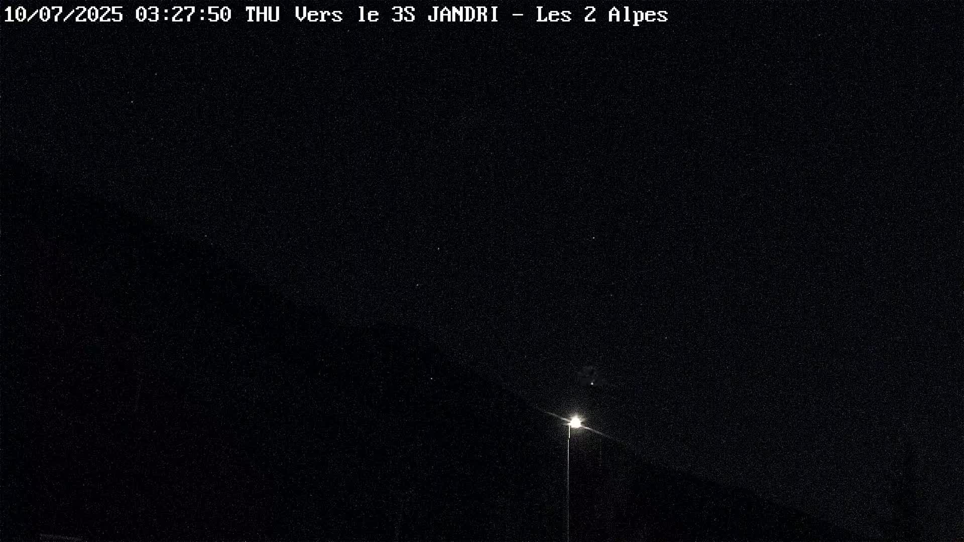 French Alps, Les deux Alpes Ski Slopes Live Cam - Grenoble, Isere, Auvergne-Rhone-Alpes, France