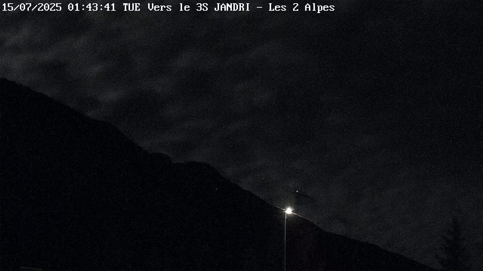 French Alps, Les deux Alpes Ski Slopes Live Cam - Grenoble, Isere, Auvergne-Rhone-Alpes, France