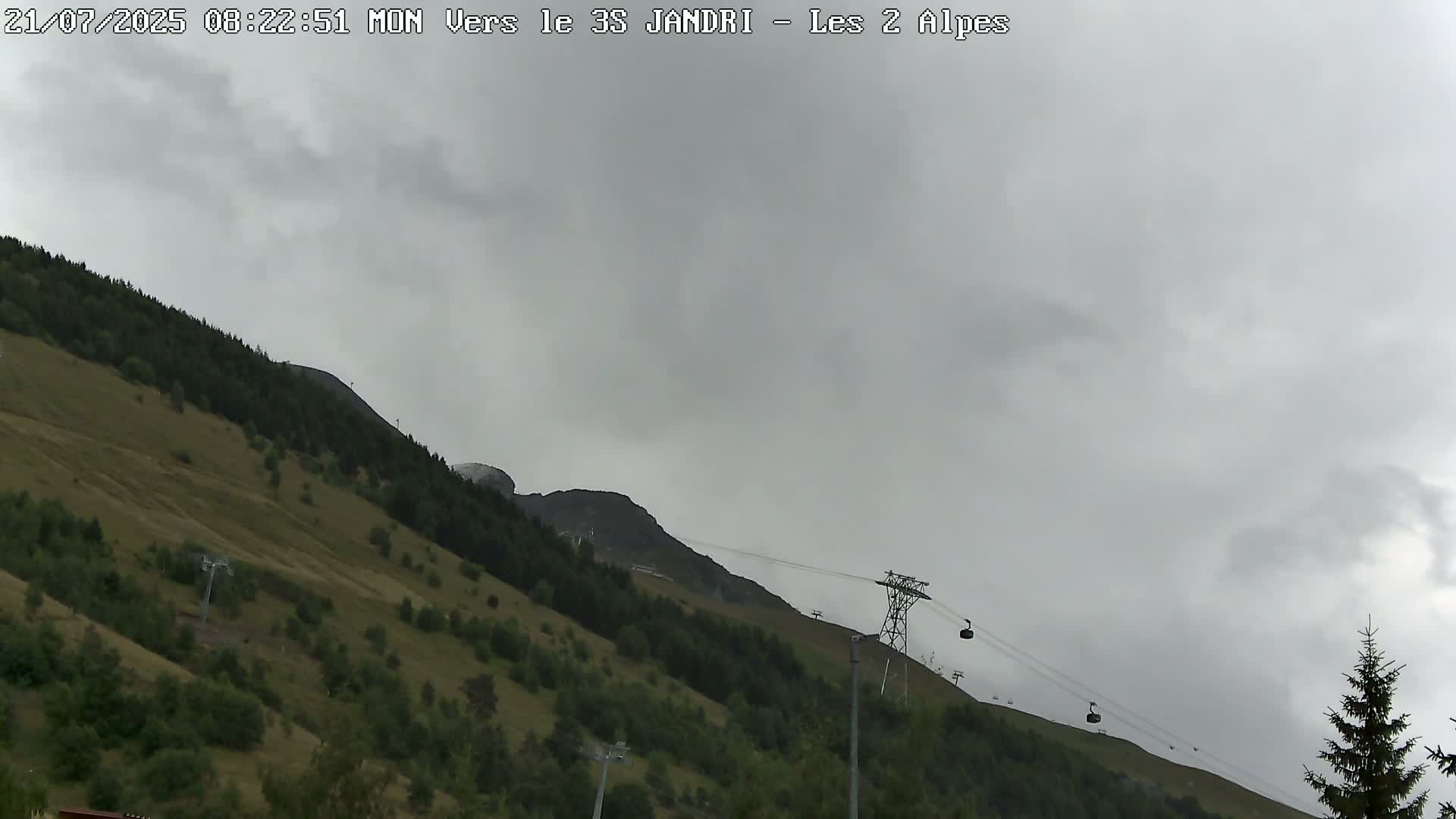 French Alps, Les deux Alpes Ski Slopes Live Cam - Grenoble, Isere, Auvergne-Rhone-Alpes, France