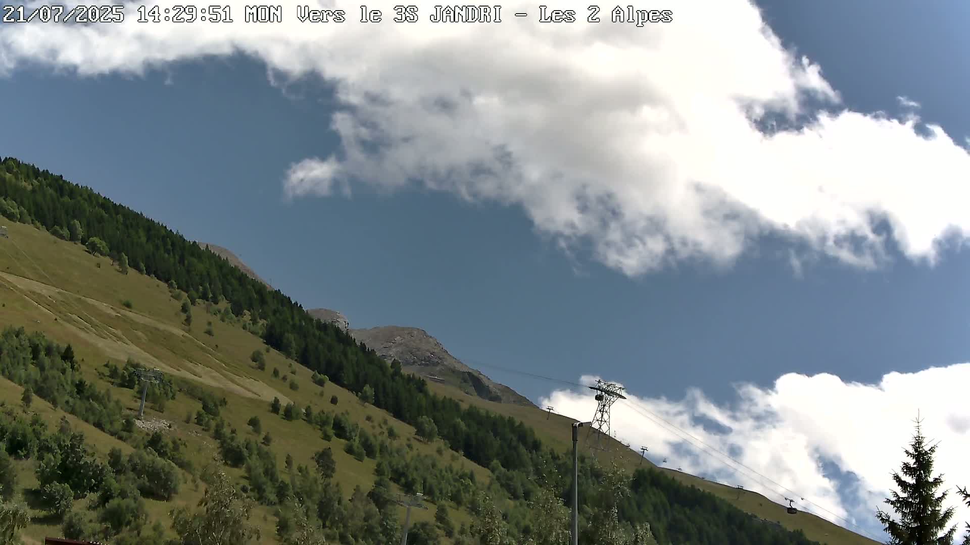 French Alps, Les deux Alpes Ski Slopes Live Cam - Grenoble, Isere, Auvergne-Rhone-Alpes, France