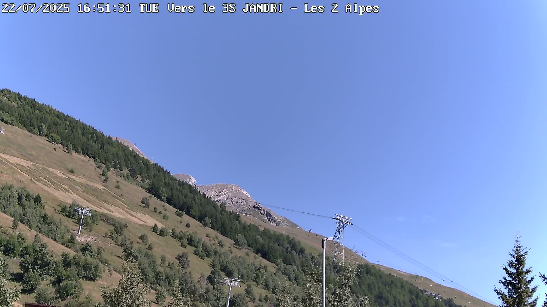French Alps, Les deux Alpes Ski Slopes Live Cam - Grenoble, Isere, Auvergne-Rhone-Alpes, France