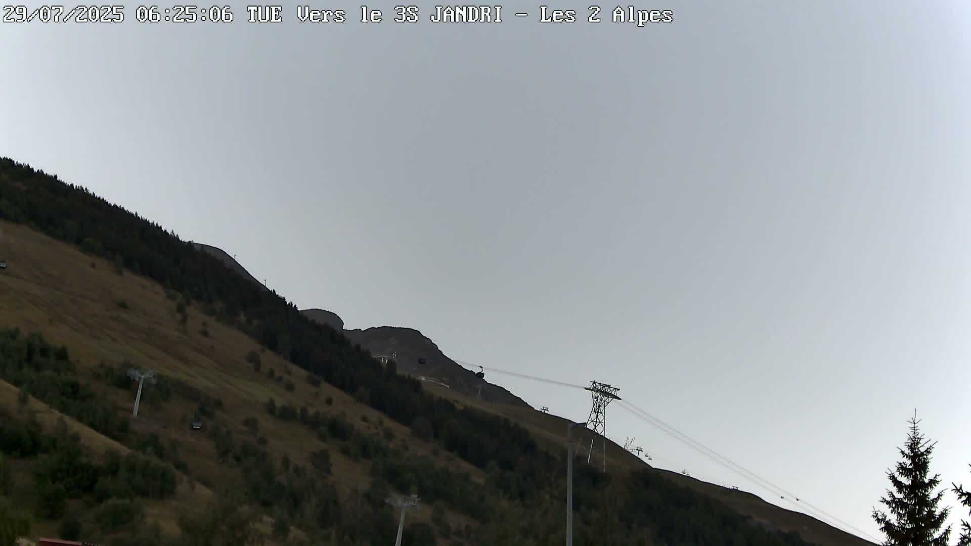 French Alps, Les deux Alpes Ski Slopes Live Cam - Grenoble, Isere, Auvergne-Rhone-Alpes, France
