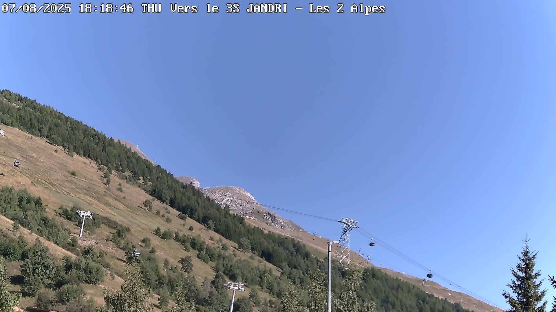 French Alps, Les deux Alpes Ski Slopes Live Cam - Grenoble, Isere, Auvergne-Rhone-Alpes, France