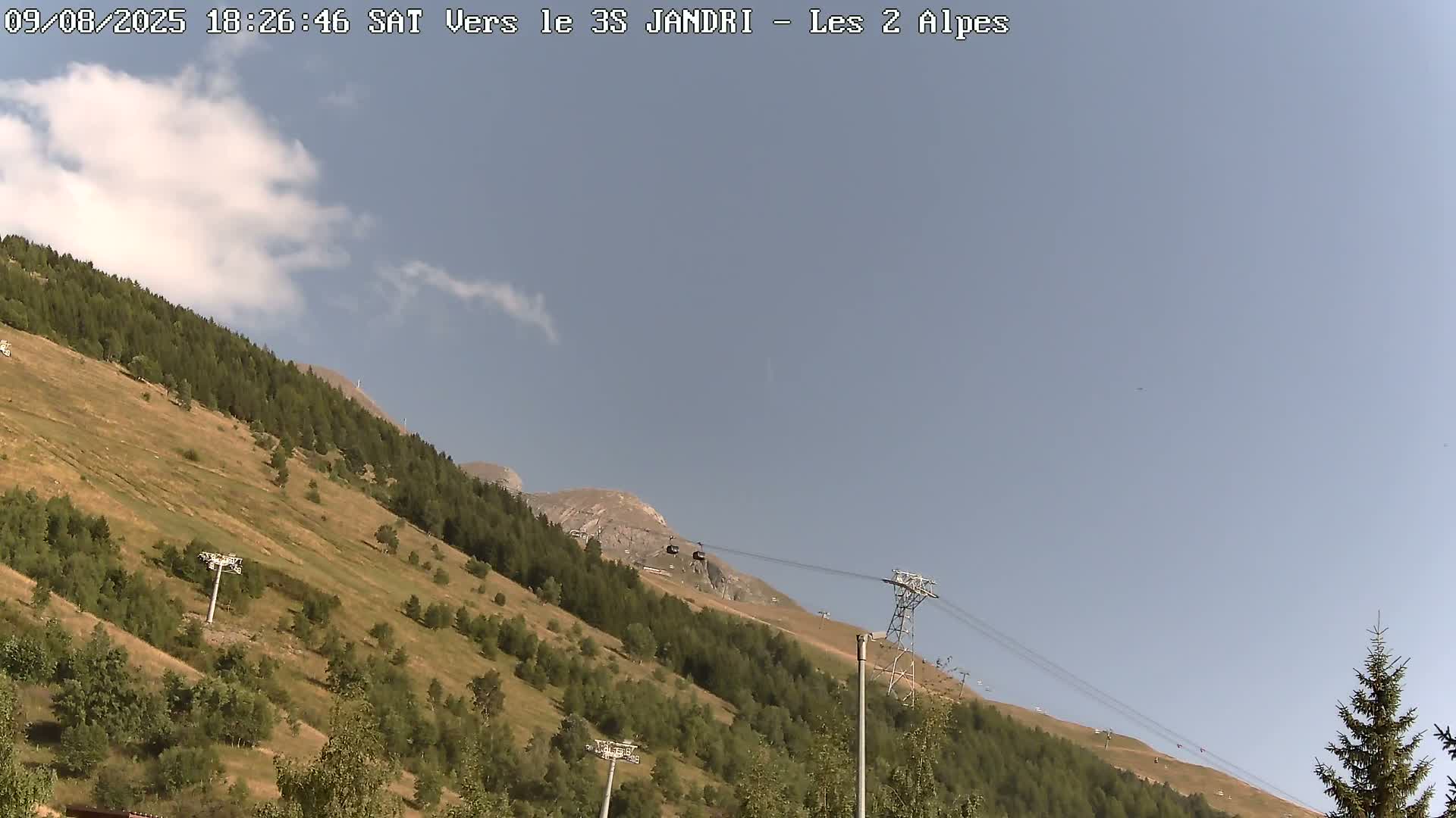 French Alps, Les deux Alpes Ski Slopes Live Cam - Grenoble, Isere, Auvergne-Rhone-Alpes, France