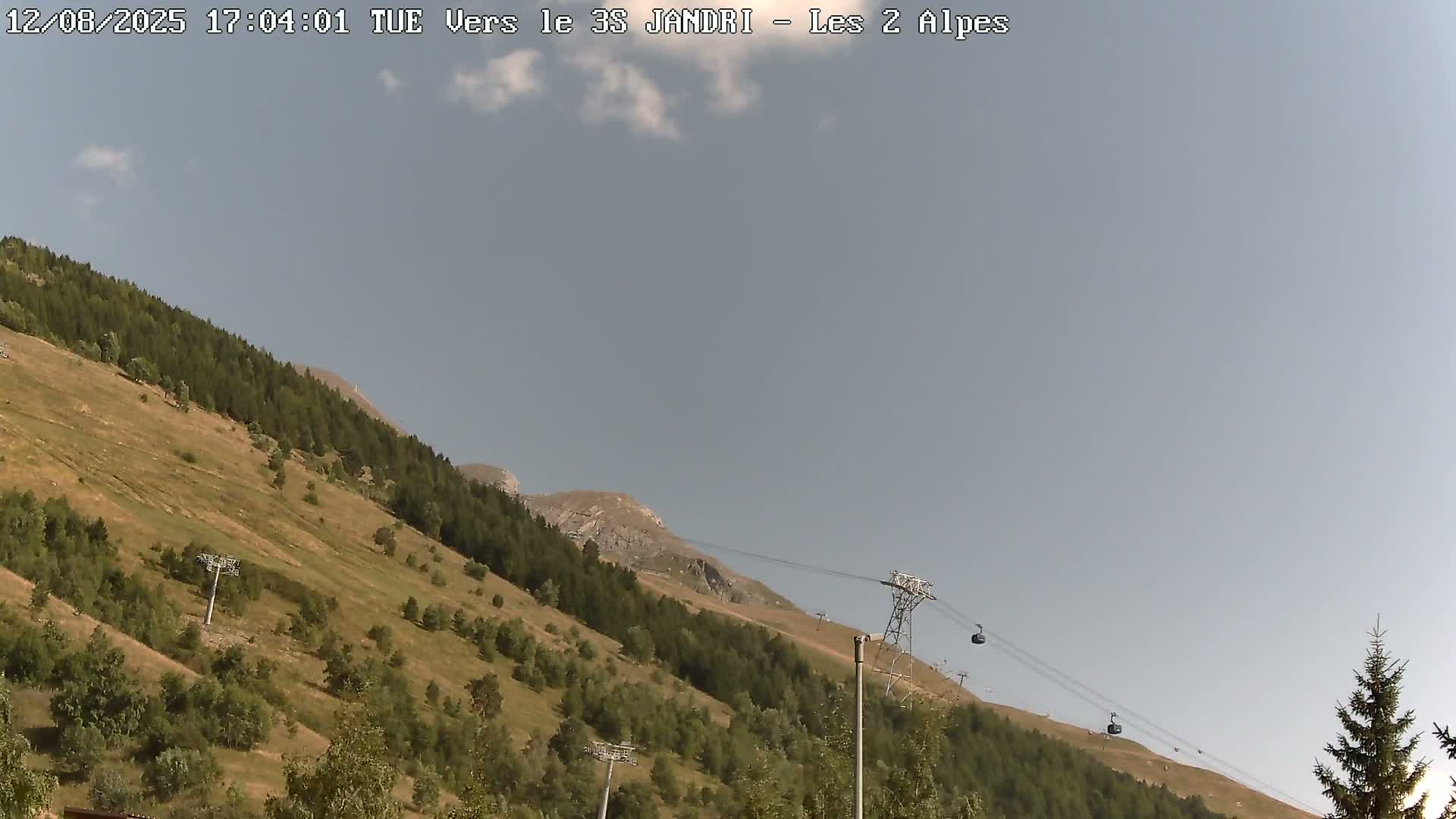 French Alps, Les deux Alpes Ski Slopes Live Cam - Grenoble, Isere, Auvergne-Rhone-Alpes, France