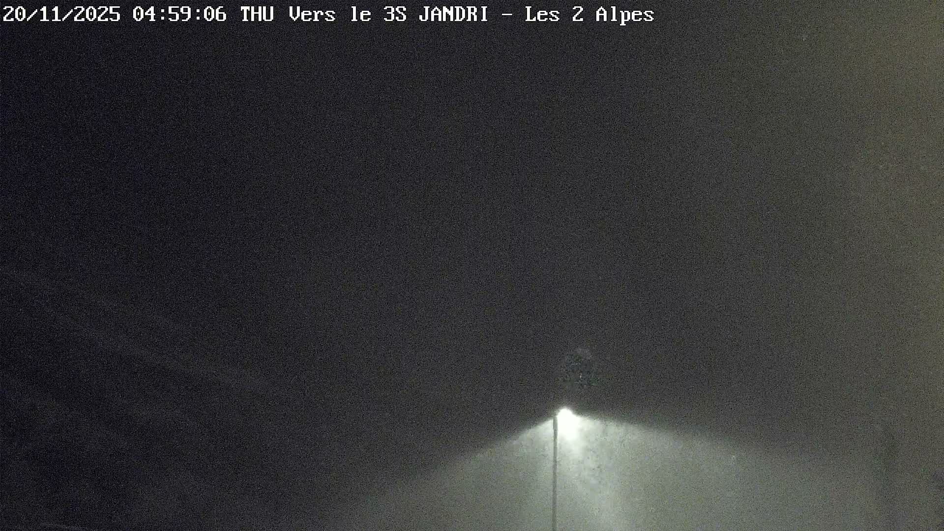 French Alps, Les deux Alpes Ski Slopes Live Cam - Grenoble, Isere, Auvergne-Rhone-Alpes, France