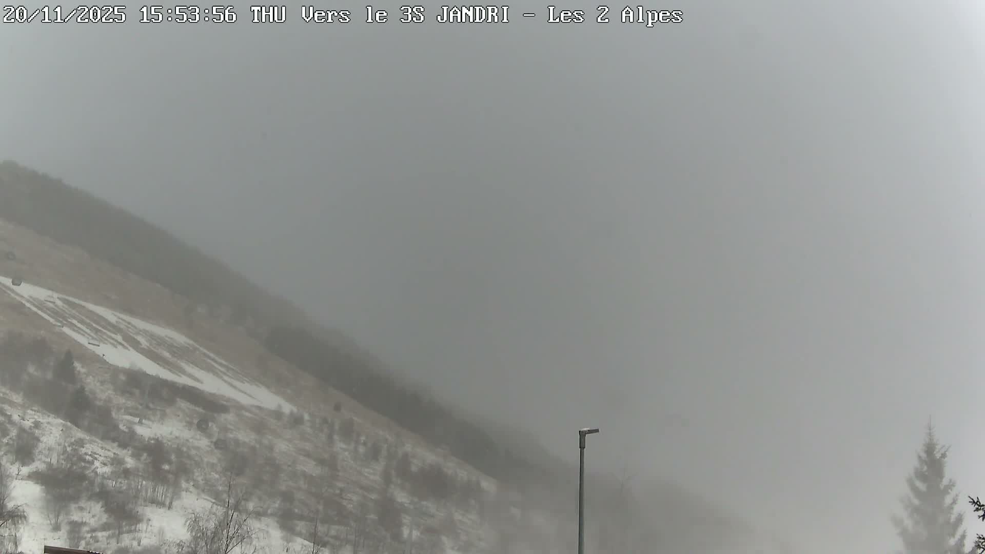 French Alps, Les deux Alpes Ski Slopes Live Cam - Grenoble, Isere, Auvergne-Rhone-Alpes, France