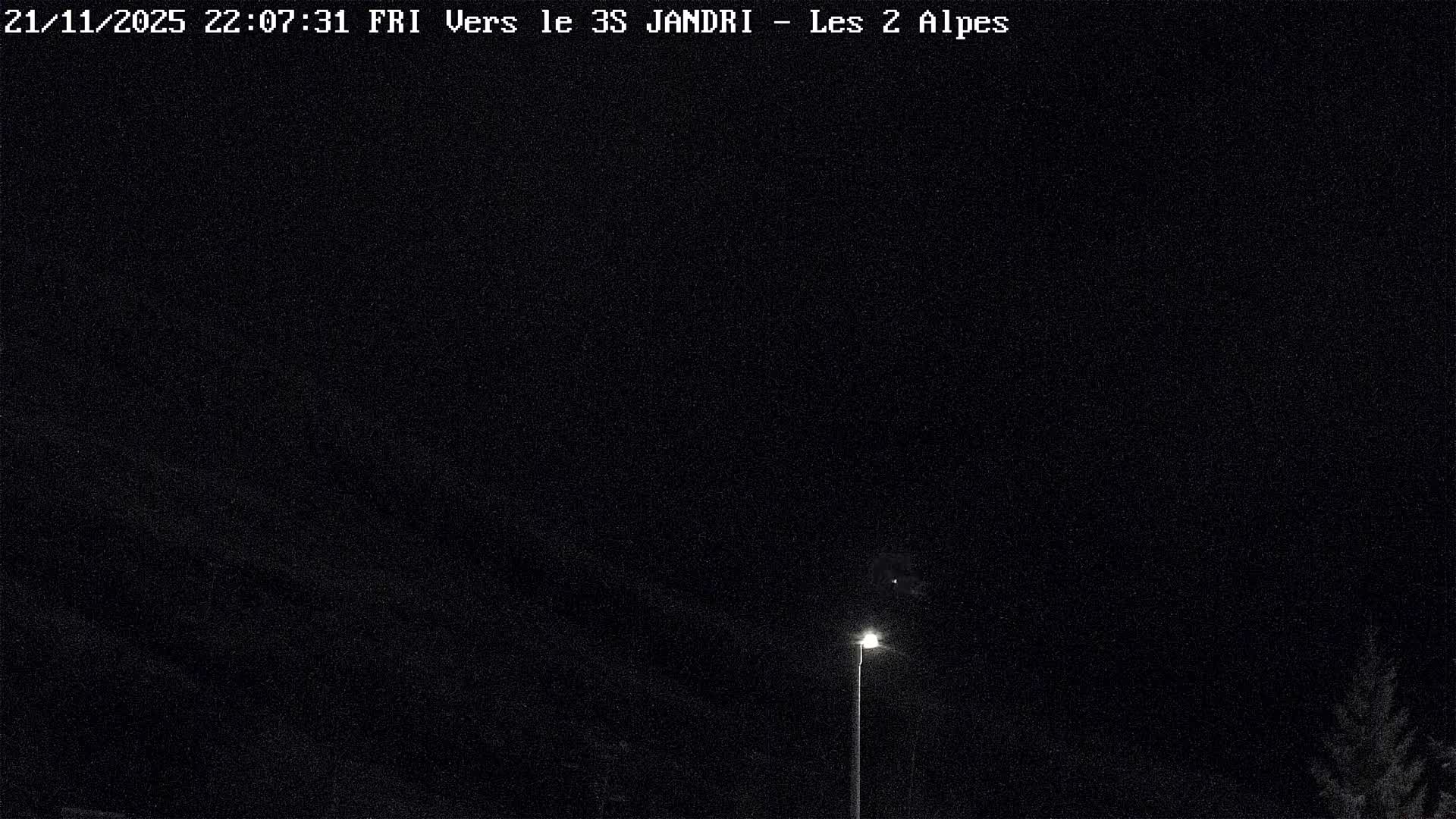 French Alps, Les deux Alpes Ski Slopes Live Cam - Grenoble, Isere, Auvergne-Rhone-Alpes, France