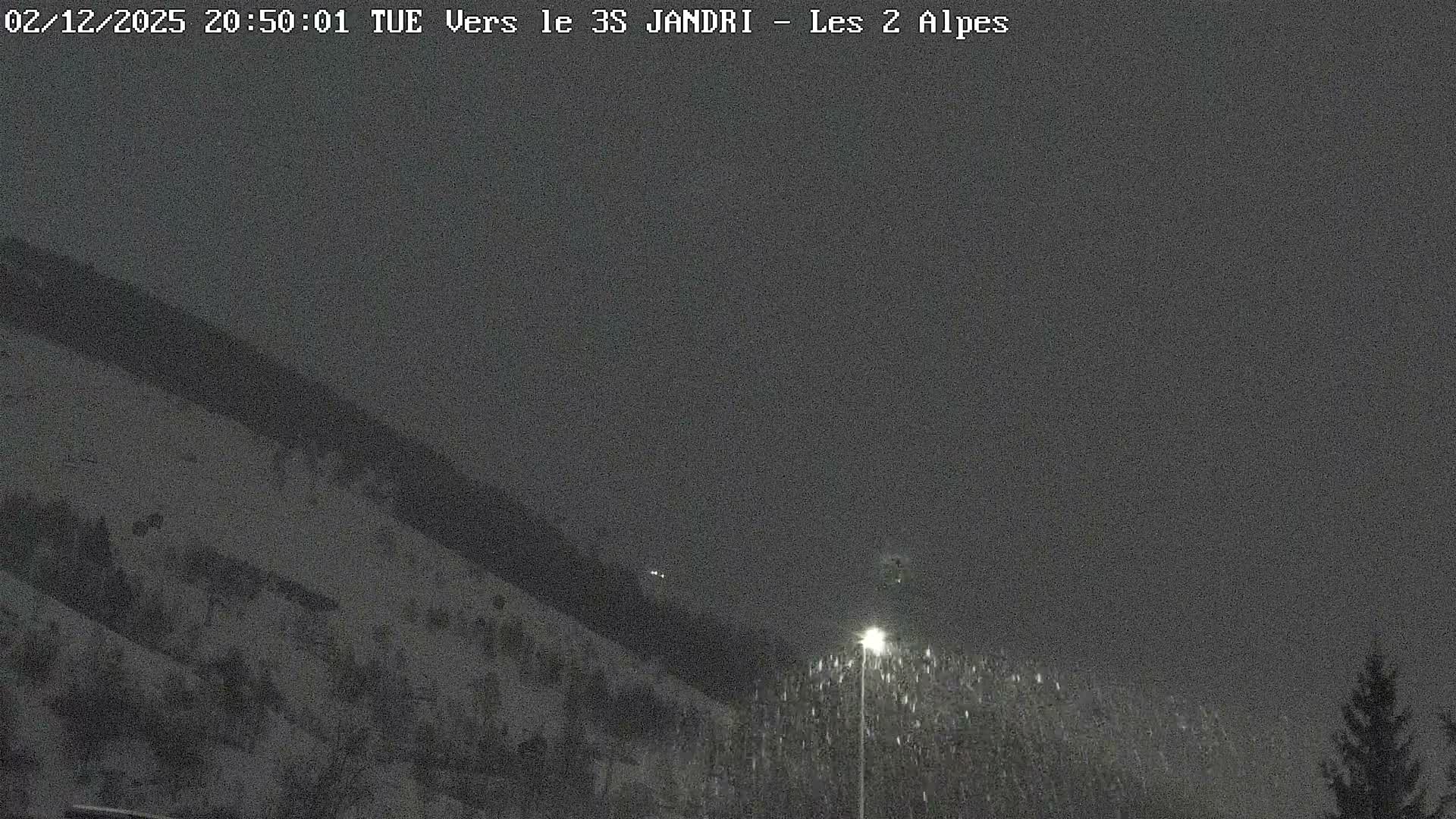 French Alps, Les deux Alpes Ski Slopes Live Cam - Grenoble, Isere, Auvergne-Rhone-Alpes, France