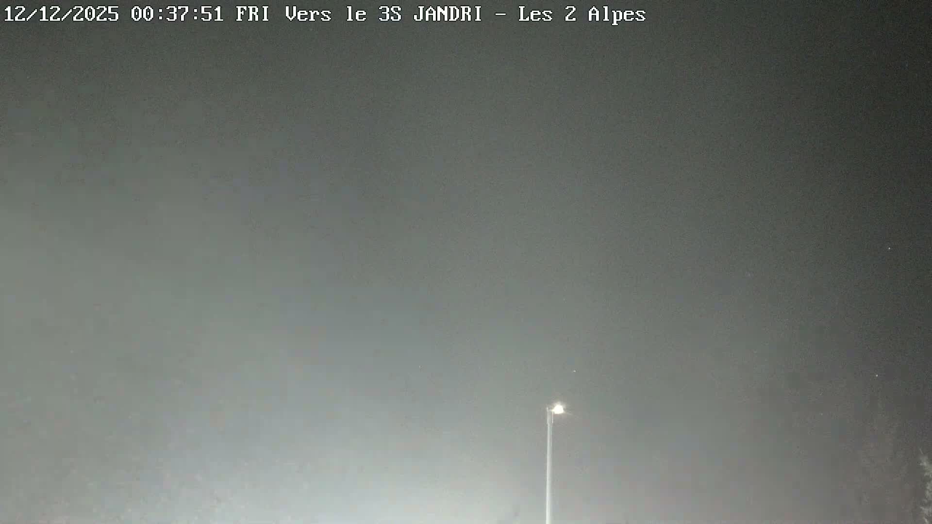 French Alps, Les deux Alpes Ski Slopes Live Cam - Grenoble, Isere, Auvergne-Rhone-Alpes, France