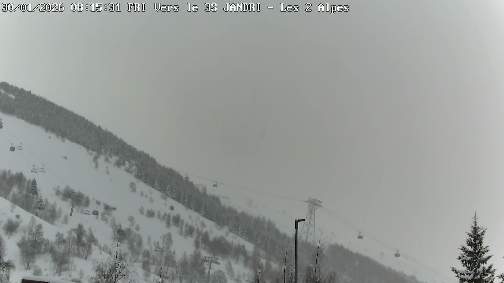French Alps, Les deux Alpes Ski Slopes Live Cam - Grenoble, Isere, Auvergne-Rhone-Alpes, France