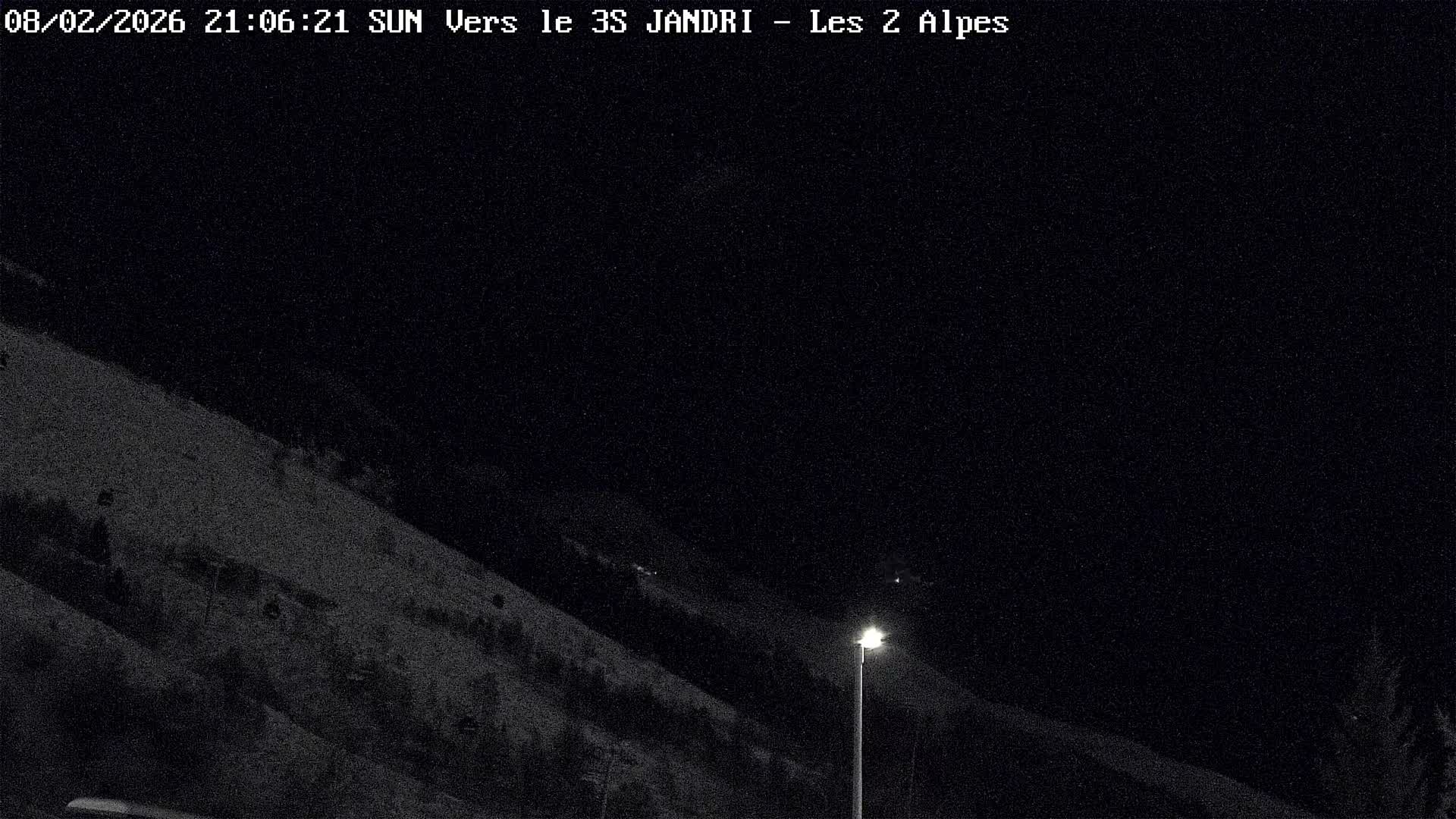 French Alps, Les deux Alpes Ski Slopes Live Cam - Grenoble, Isere, Auvergne-Rhone-Alpes, France