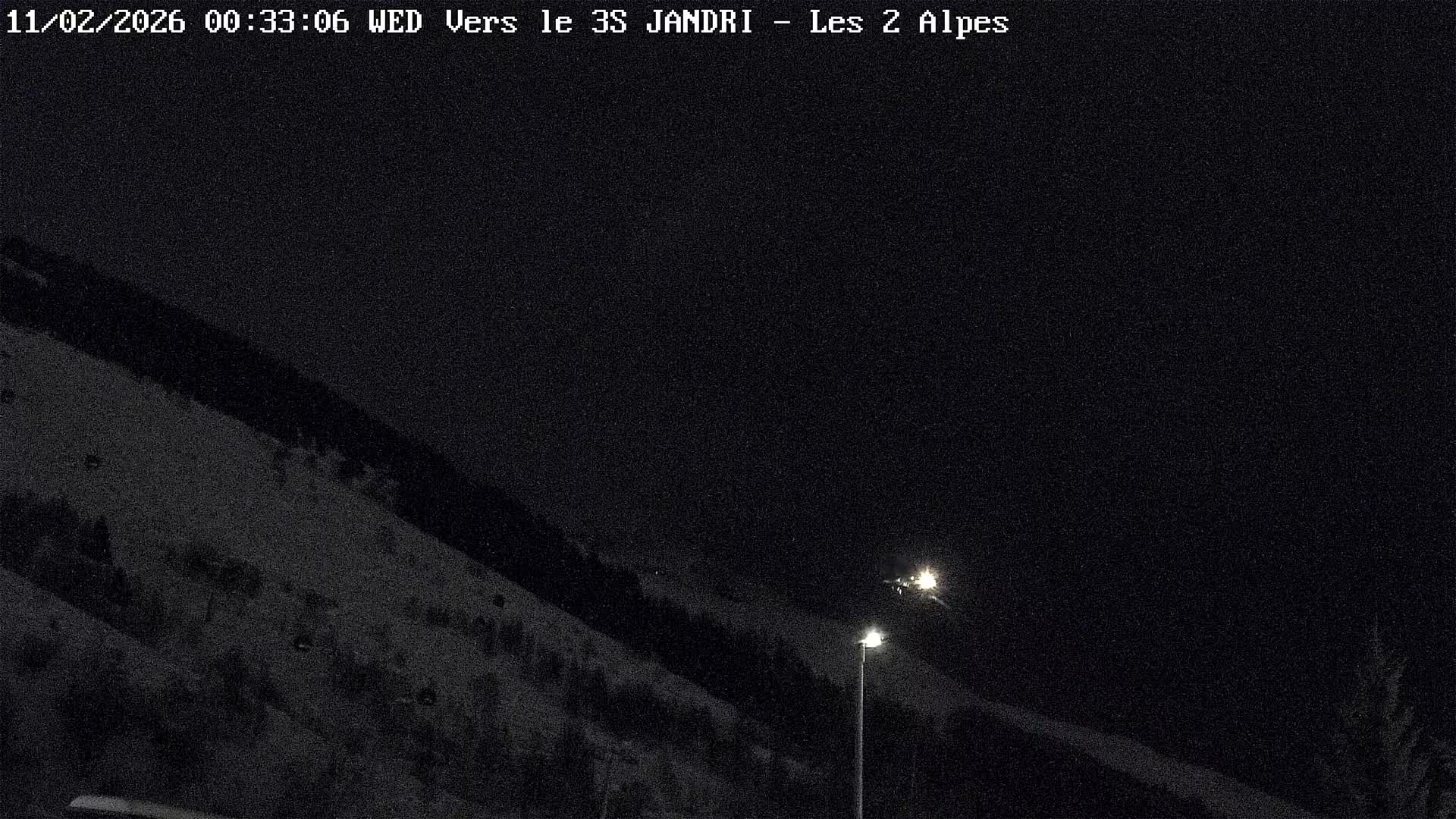 French Alps, Les deux Alpes Ski Slopes Live Cam - Grenoble, Isere, Auvergne-Rhone-Alpes, France