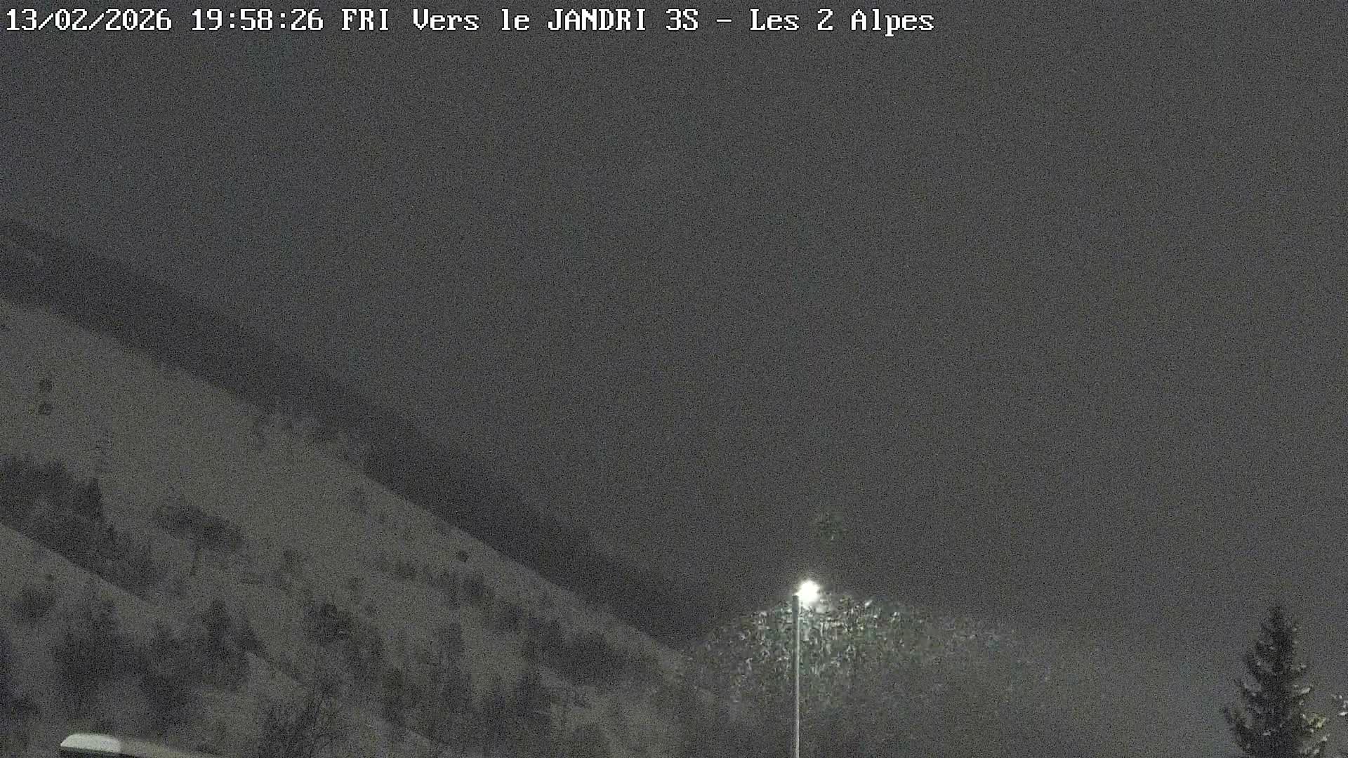French Alps, Les deux Alpes Ski Slopes Live Cam - Grenoble, Isere, Auvergne-Rhone-Alpes, France