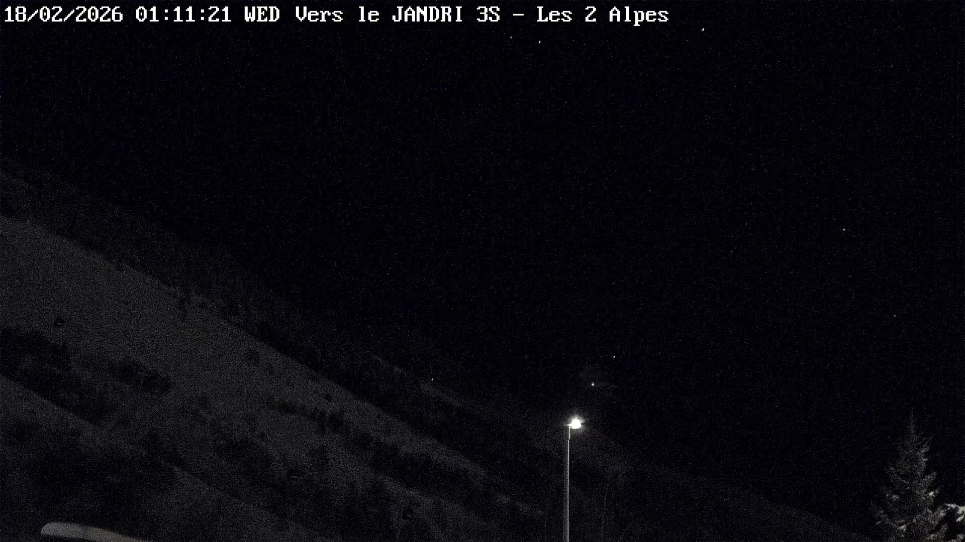 French Alps, Les deux Alpes Ski Slopes Live Cam - Grenoble, Isere, Auvergne-Rhone-Alpes, France