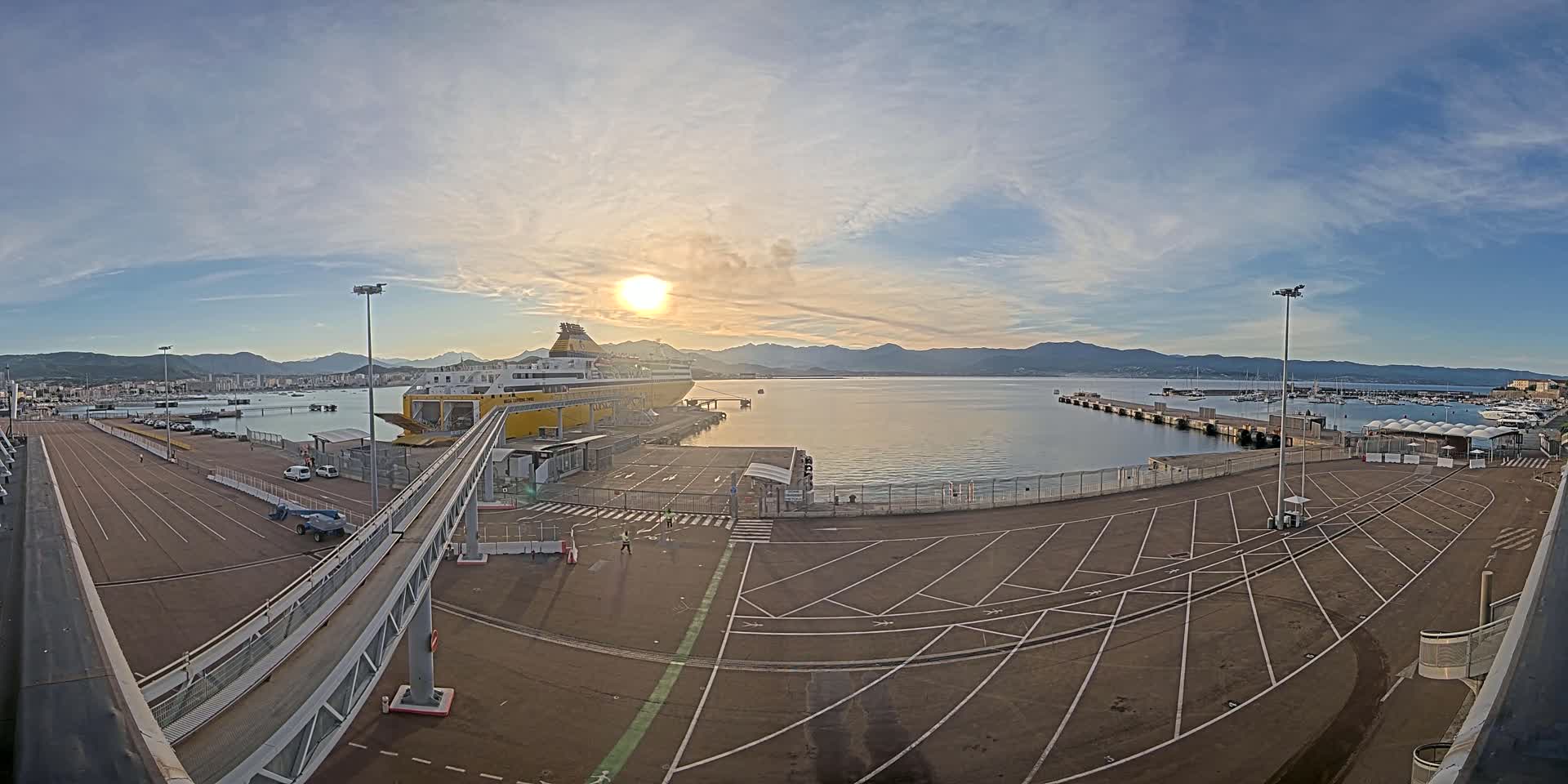 Port de Commerce d'Ajaccio Port Live Cam - Ajaccio, Corse-du-Sud, Corse , France