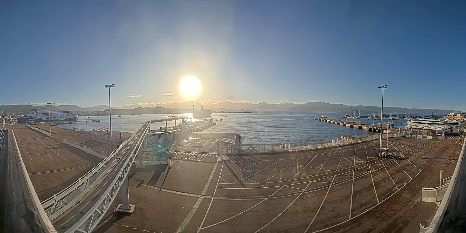 Port de Commerce d'Ajaccio Port Live Cam - Ajaccio, Corse-du-Sud, Corse , France