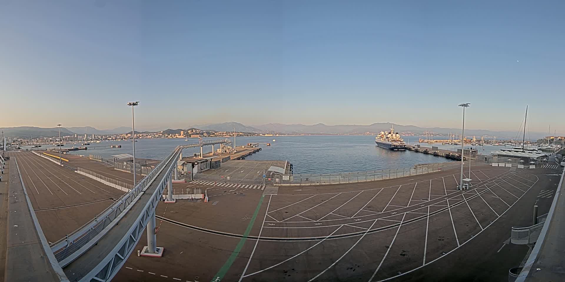 Port de Commerce d'Ajaccio Port Live Cam - Ajaccio, Corse-du-Sud, Corse , France