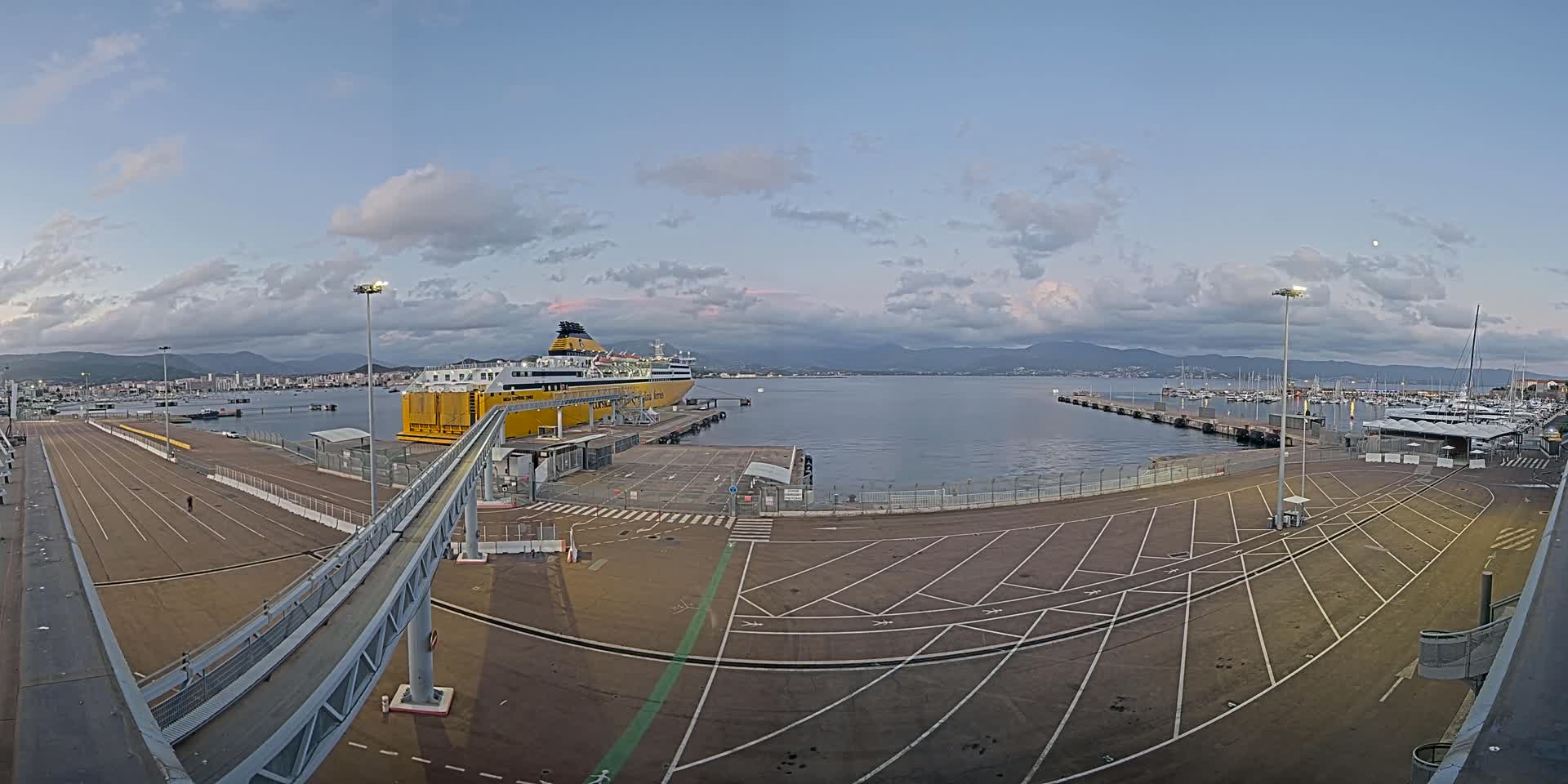 Port de Commerce d'Ajaccio Port Live Cam - Ajaccio, Corse-du-Sud, Corse , France