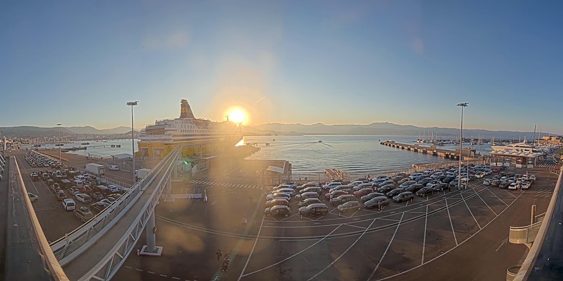 Port de Commerce d'Ajaccio Port Live Cam - Ajaccio, Corse-du-Sud, Corse , France