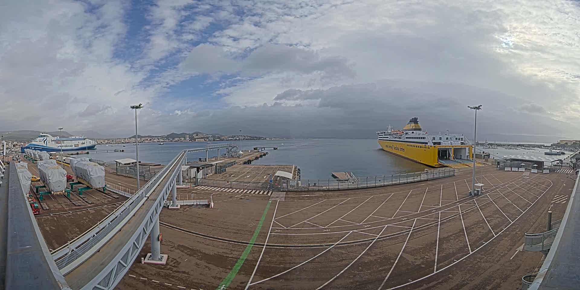 Port de Commerce d'Ajaccio Port Live Cam - Ajaccio, Corse-du-Sud, Corse , France