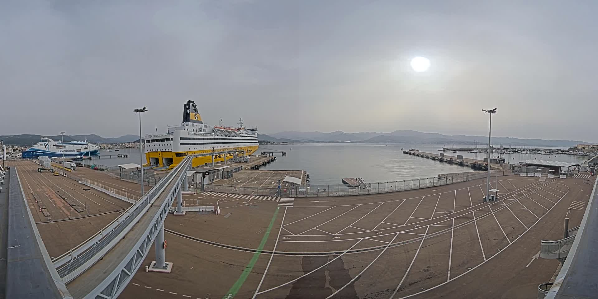 Port de Commerce d'Ajaccio Port Live Cam - Ajaccio, Corse-du-Sud, Corse , France