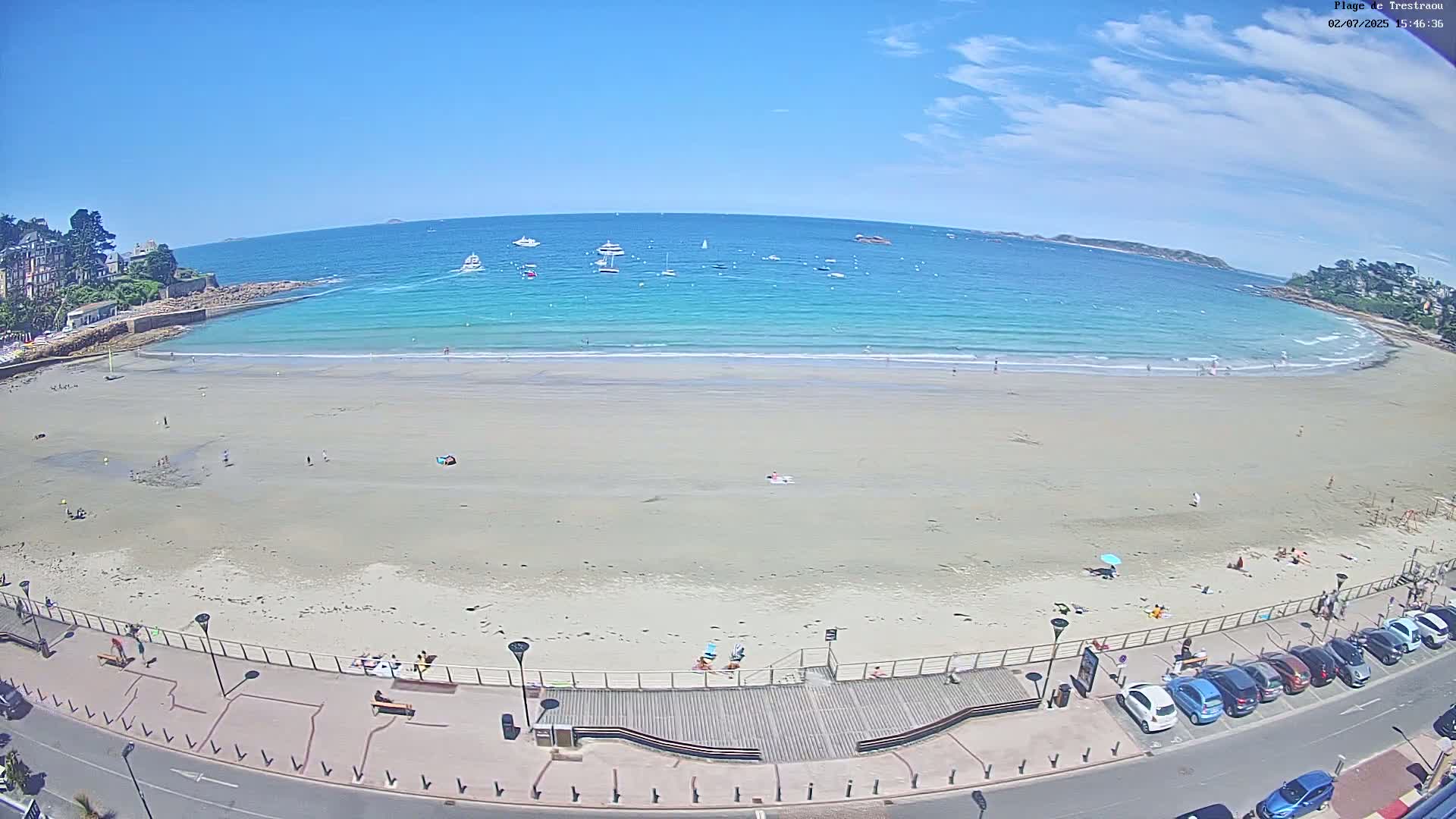 Perros-Guirec, Plage de Trestaou Beach Live Cam - Lannion, Cotes-d'Armor, Bretagne, France