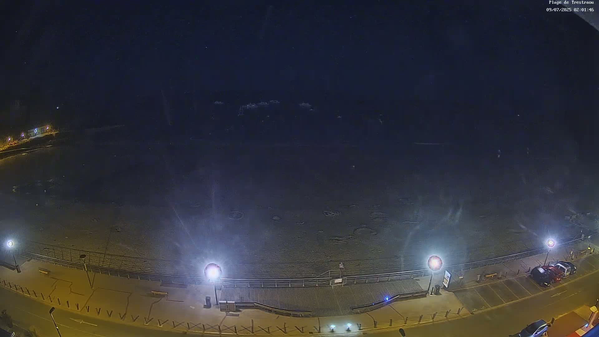 Perros-Guirec, Plage de Trestaou Beach Live Cam - Lannion, Cotes-d'Armor, Bretagne, France