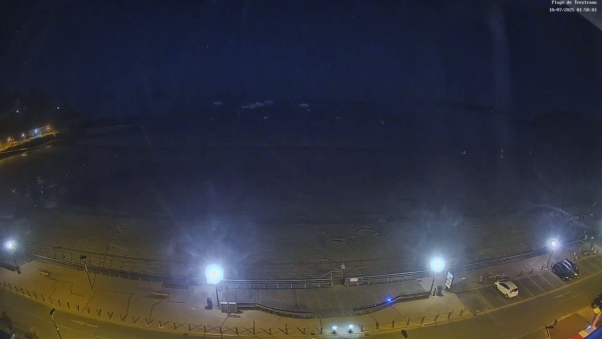 Perros-Guirec, Plage de Trestaou Beach Live Cam - Lannion, Cotes-d'Armor, Bretagne, France