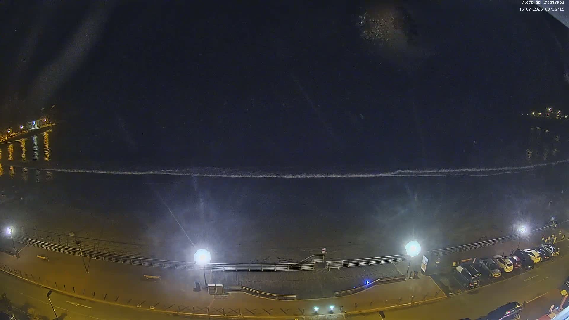 Perros-Guirec, Plage de Trestaou Beach Live Cam - Lannion, Cotes-d'Armor, Bretagne, France