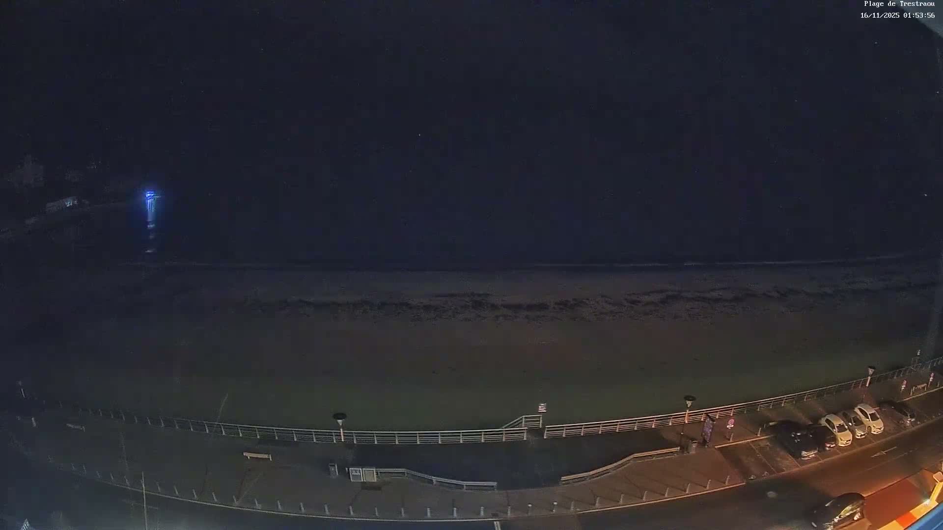 Perros-Guirec, Plage de Trestaou Beach Live Cam - Lannion, Cotes-d'Armor, Bretagne, France