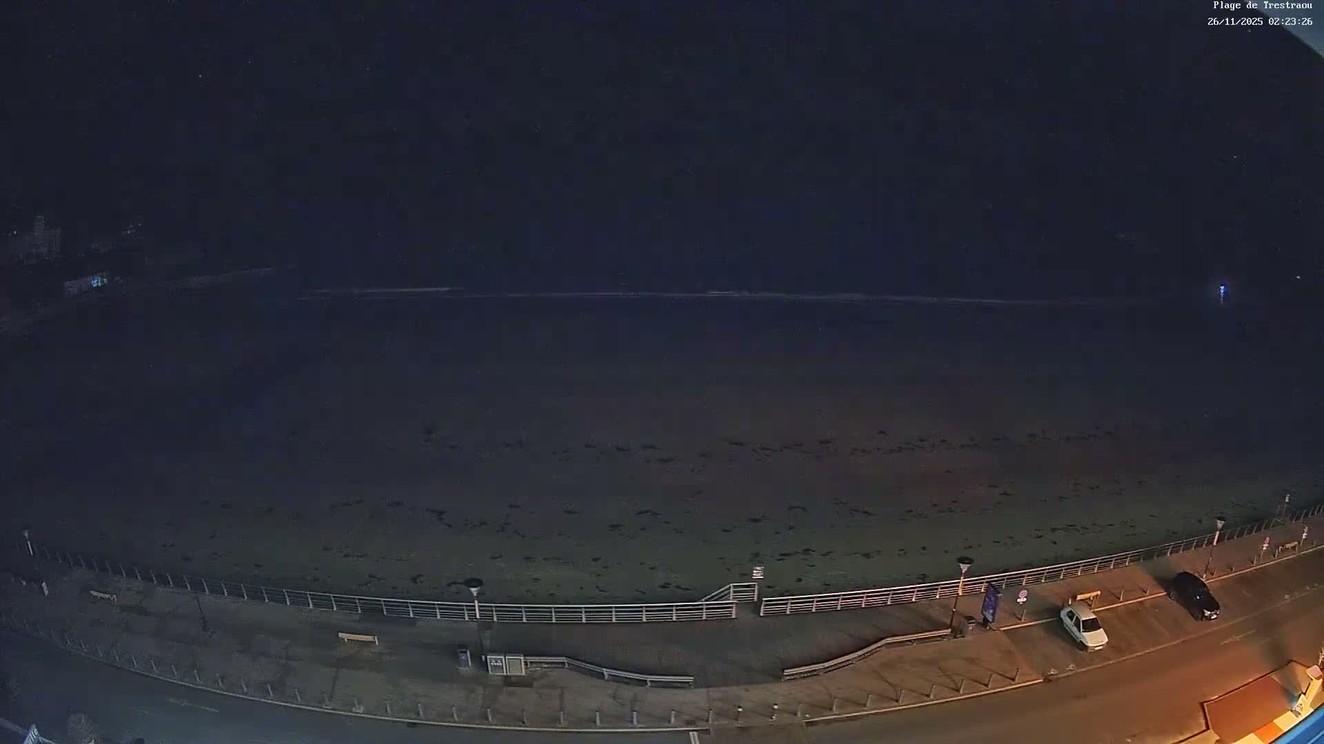 Perros-Guirec, Plage de Trestaou Beach Live Cam - Lannion, Cotes-d'Armor, Bretagne, France
