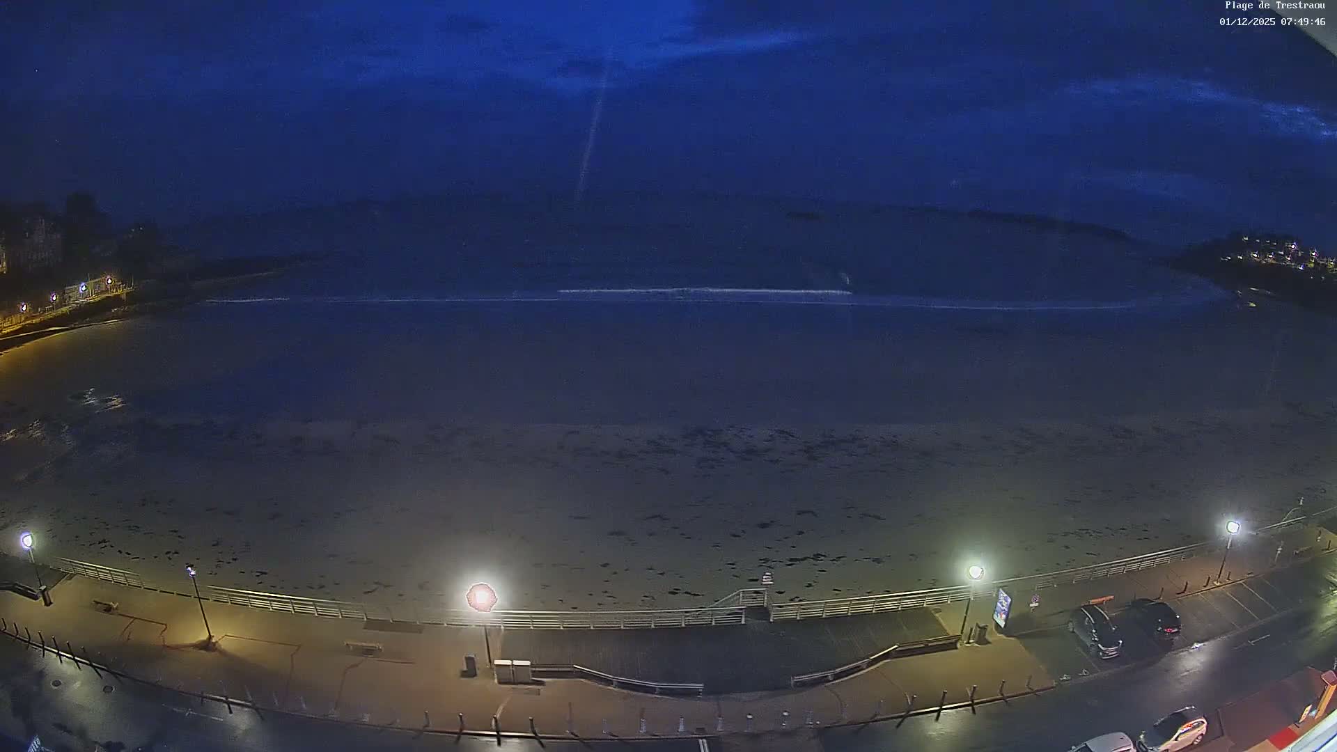 Perros-Guirec, Plage de Trestaou Beach Live Cam - Lannion, Cotes-d'Armor, Bretagne, France