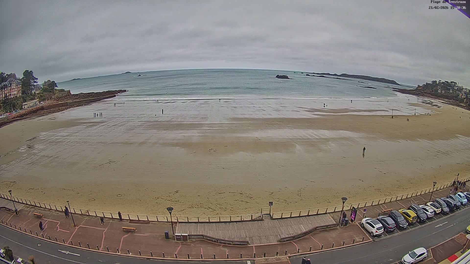 Perros-Guirec, Plage de Trestaou Beach Live Cam - Lannion, Cotes-d'Armor, Bretagne, France