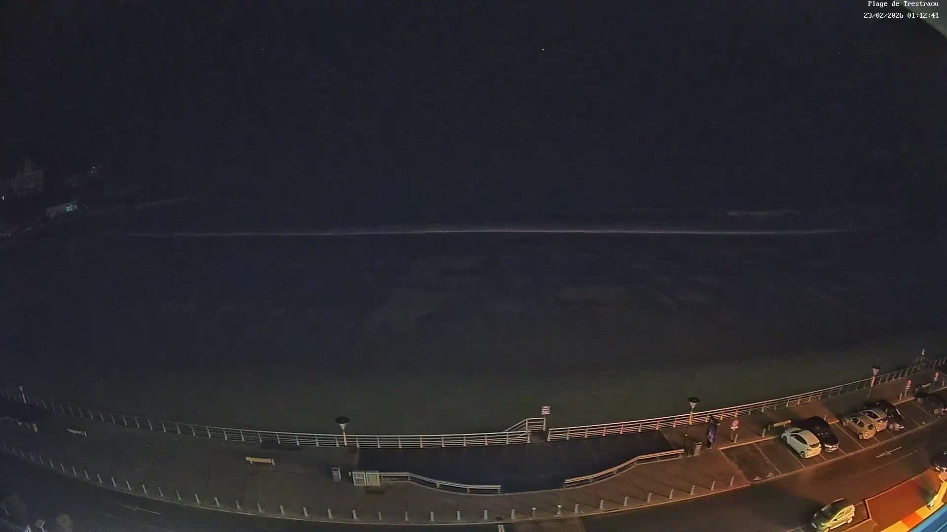 Perros-Guirec, Plage de Trestaou Beach Live Cam - Lannion, Cotes-d'Armor, Bretagne, France