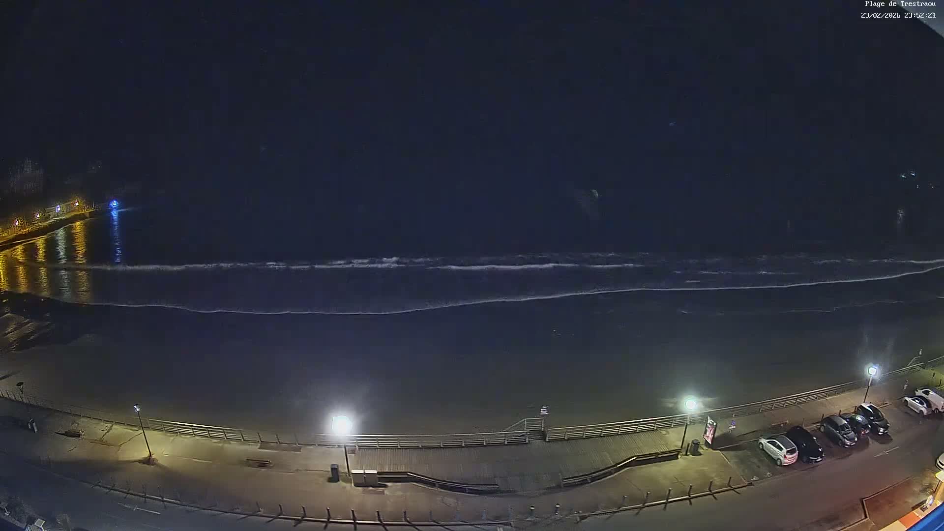 Perros-Guirec, Plage de Trestaou Beach Live Cam - Lannion, Cotes-d'Armor, Bretagne, France