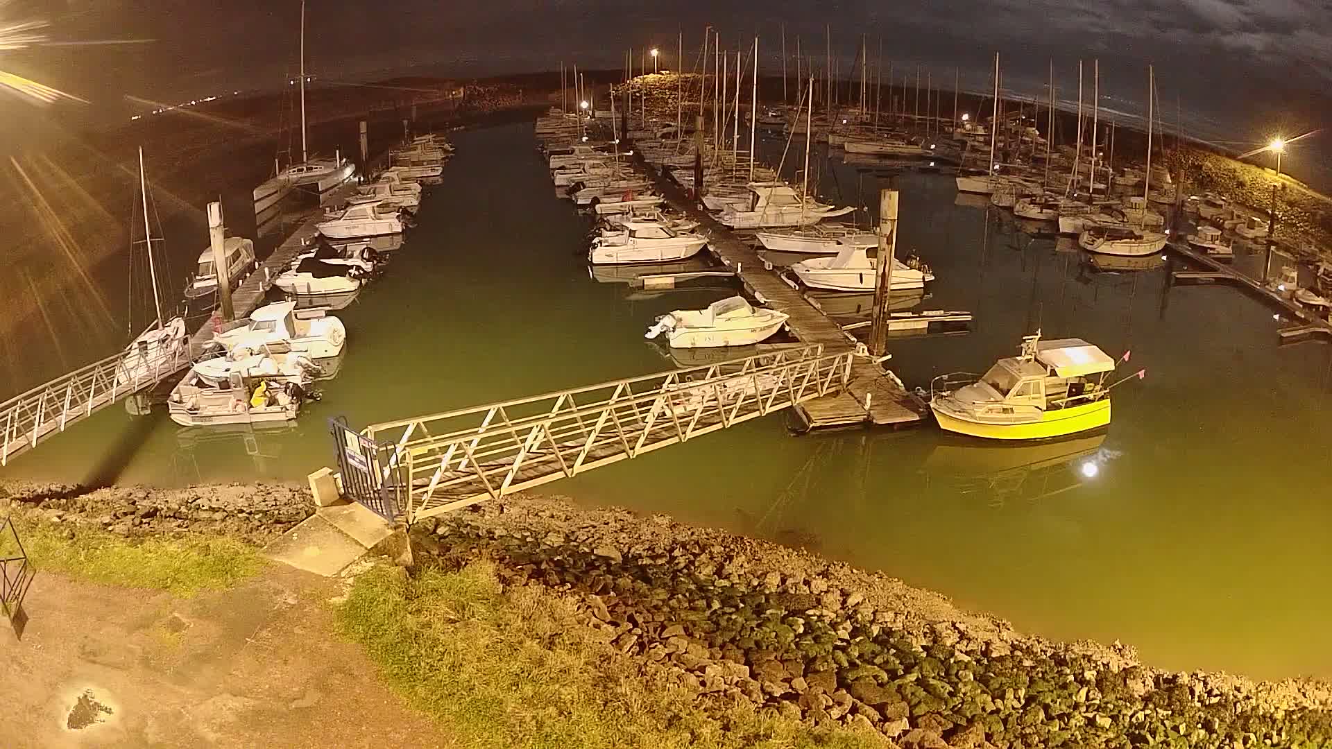 Oleron - Le Douhet Marine Live Cam - Rochefort, Charente-Maritime, Nouvelle-Aquitaine, France