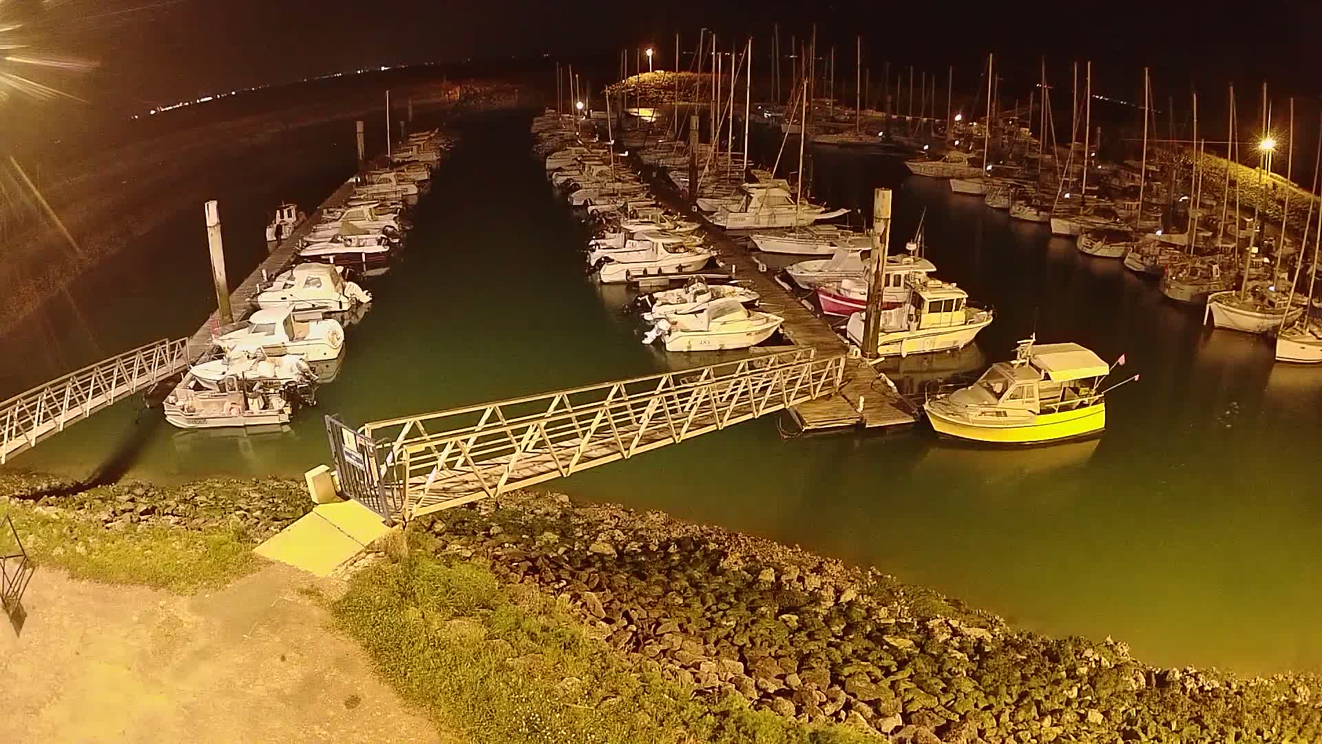 Oleron - Le Douhet Marine Live Cam - Rochefort, Charente-Maritime, Nouvelle-Aquitaine, France