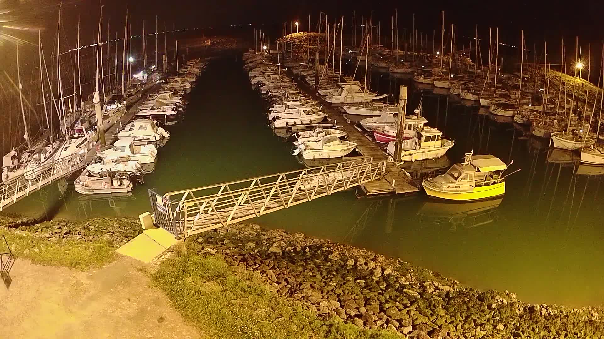 Oleron - Le Douhet Marine Live Cam - Rochefort, Charente-Maritime, Nouvelle-Aquitaine, France