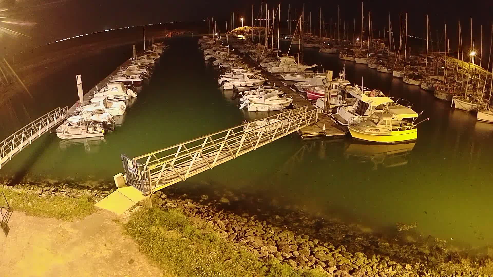 Oleron - Le Douhet Marine Live Cam - Rochefort, Charente-Maritime, Nouvelle-Aquitaine, France