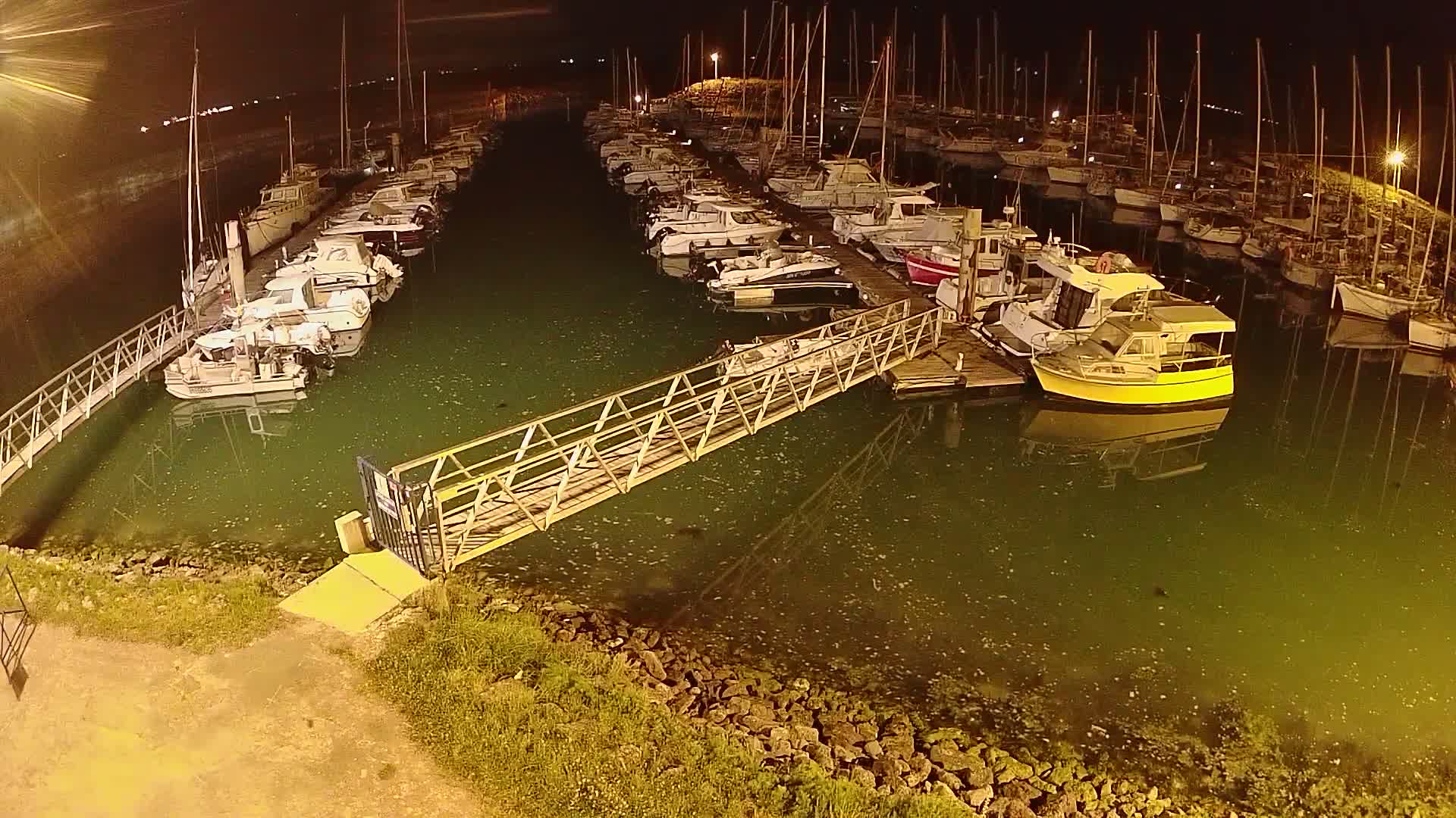 Oleron - Le Douhet Marine Live Cam - Rochefort, Charente-Maritime, Nouvelle-Aquitaine, France