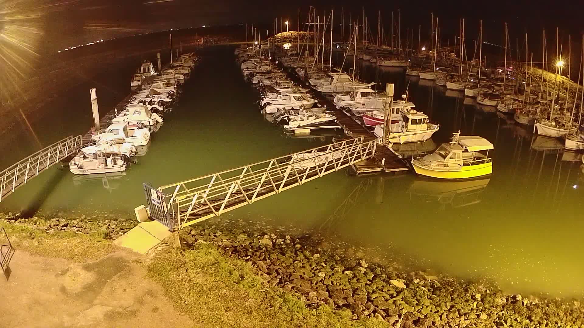 Oleron - Le Douhet Marine Live Cam - Rochefort, Charente-Maritime, Nouvelle-Aquitaine, France