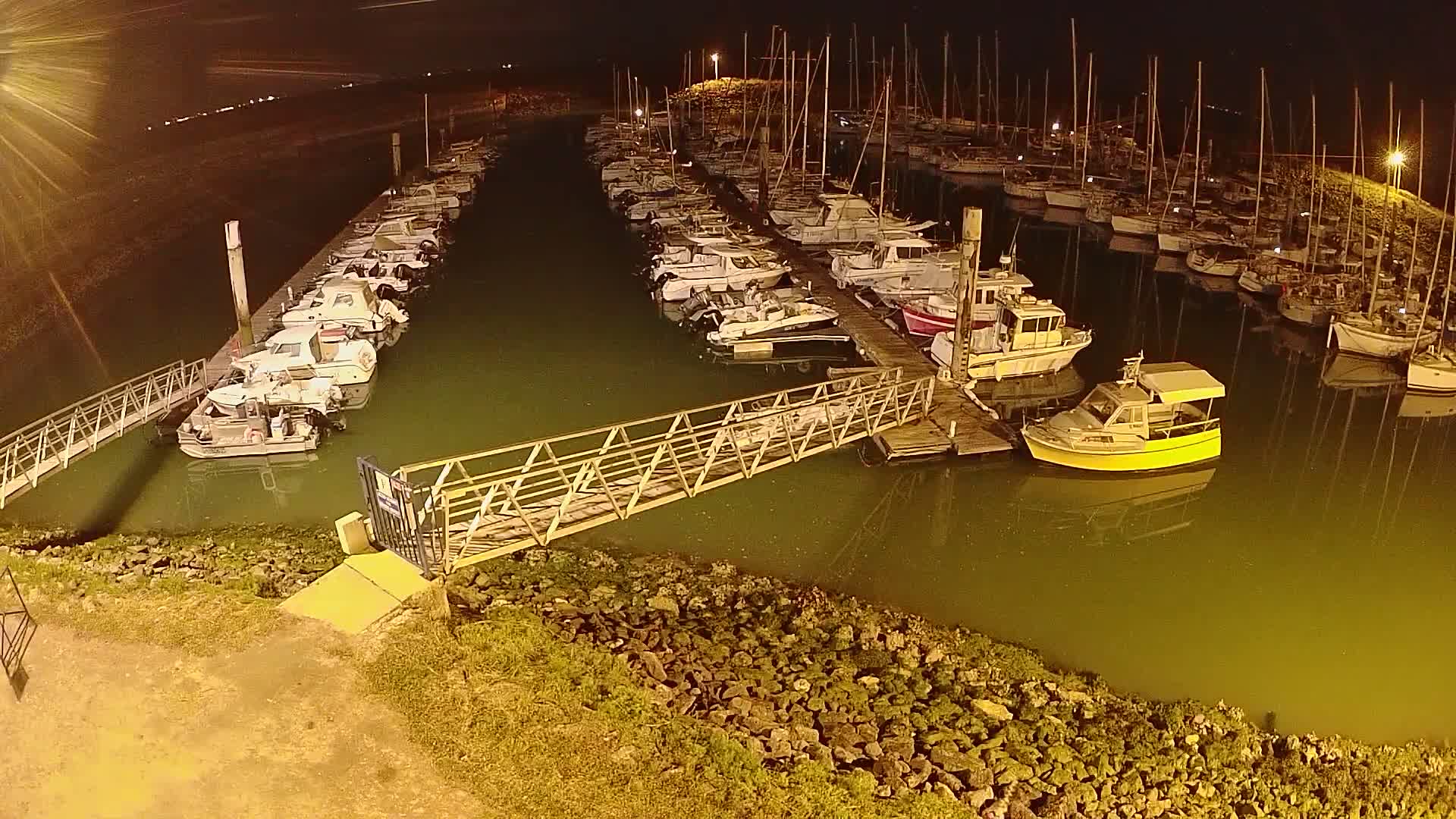 Oleron - Le Douhet Marine Live Cam - Rochefort, Charente-Maritime, Nouvelle-Aquitaine, France